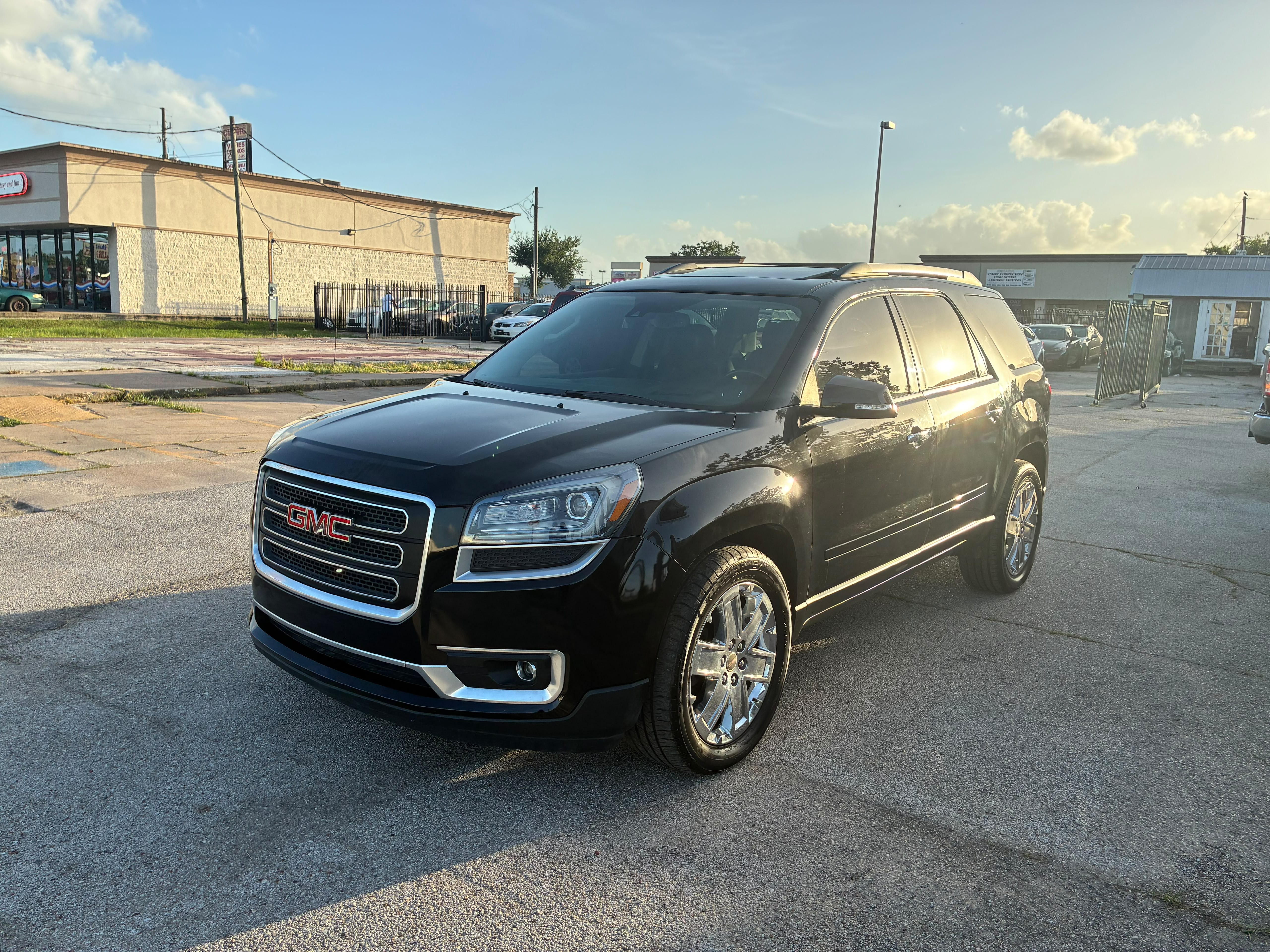 2017 GMC Acadia Limited Limited (SLT 2)
