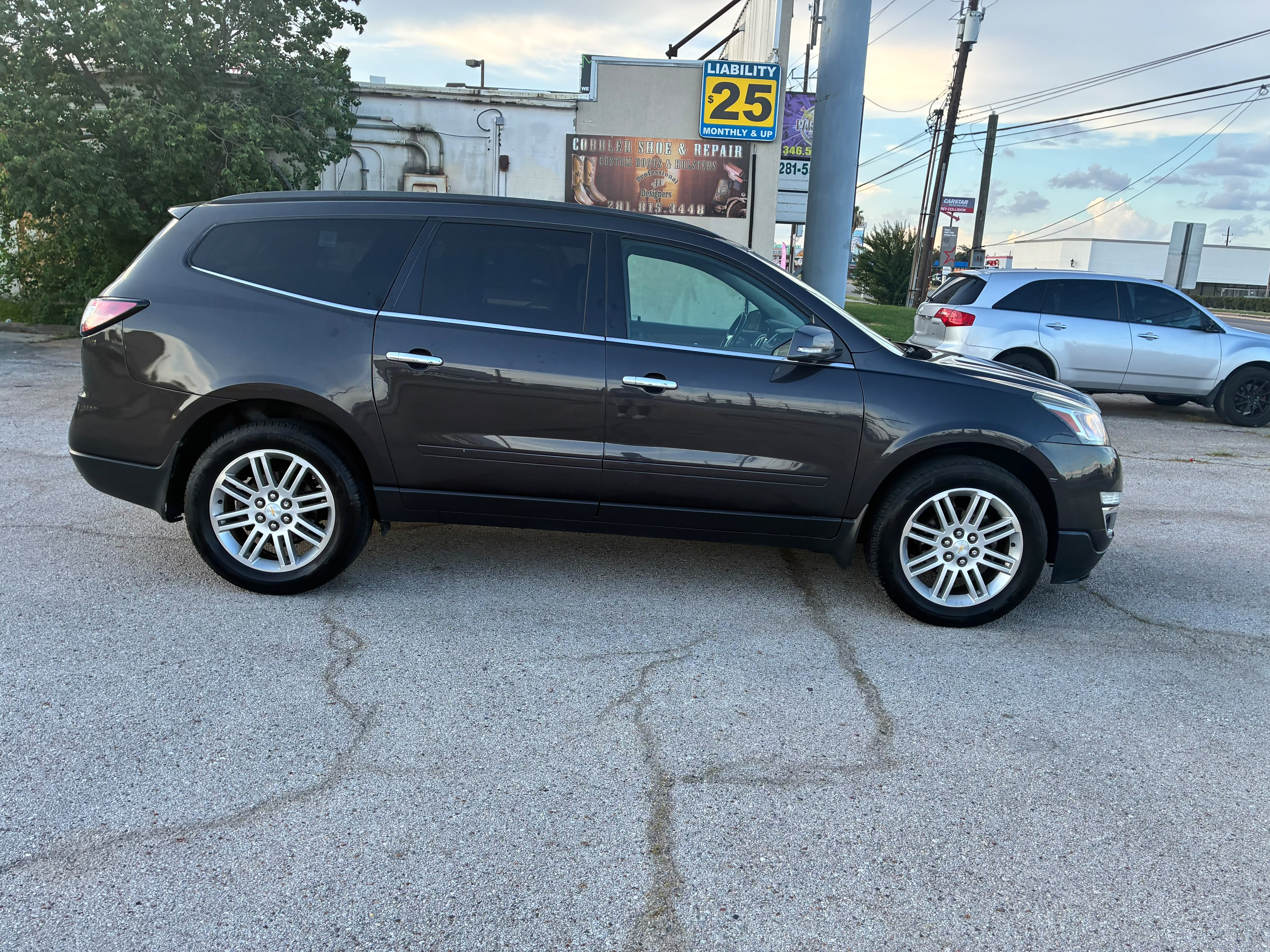 View vehicle photo 3