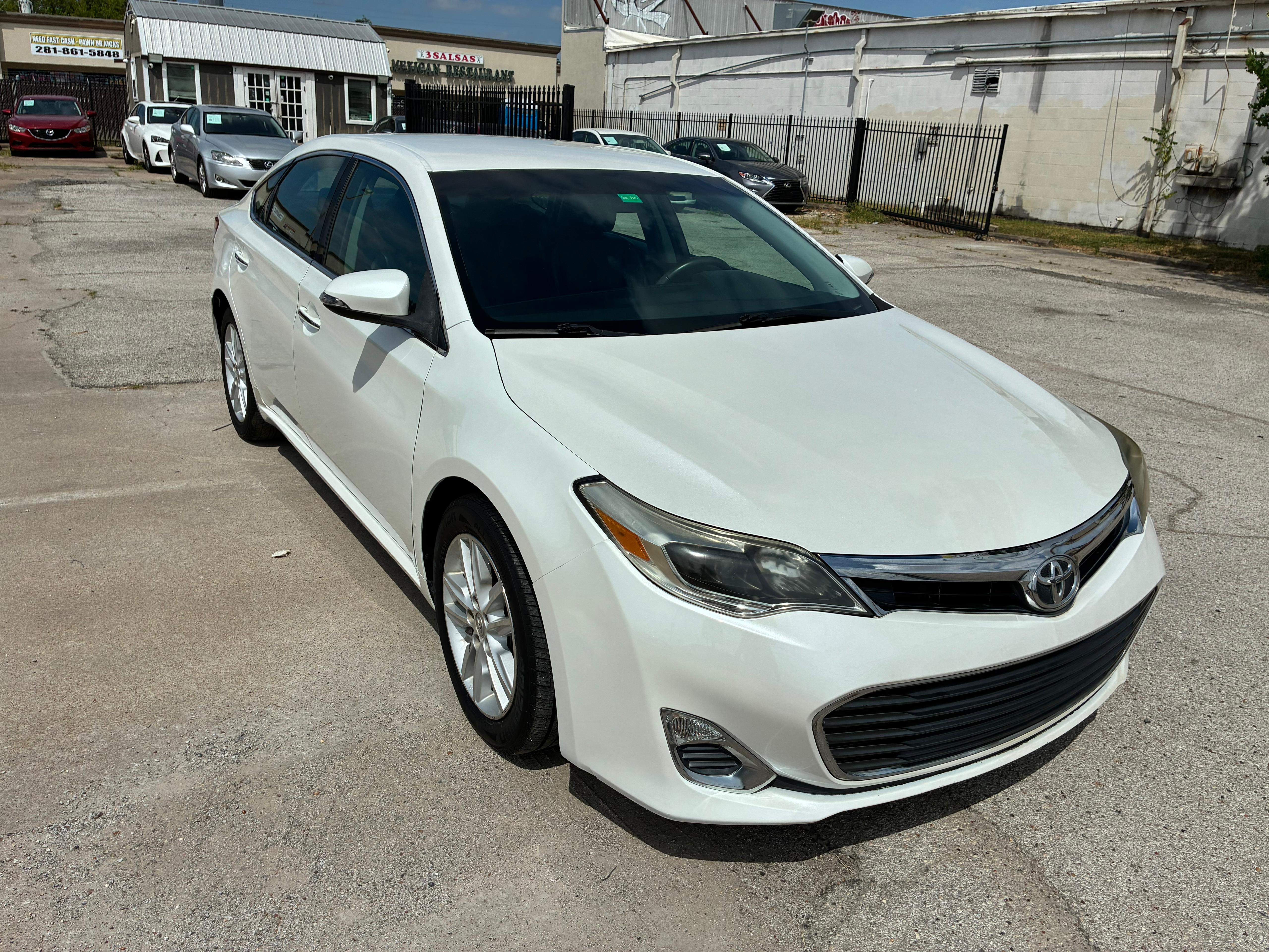 2015 Toyota Avalon 4dr Sdn Limited (Natl)