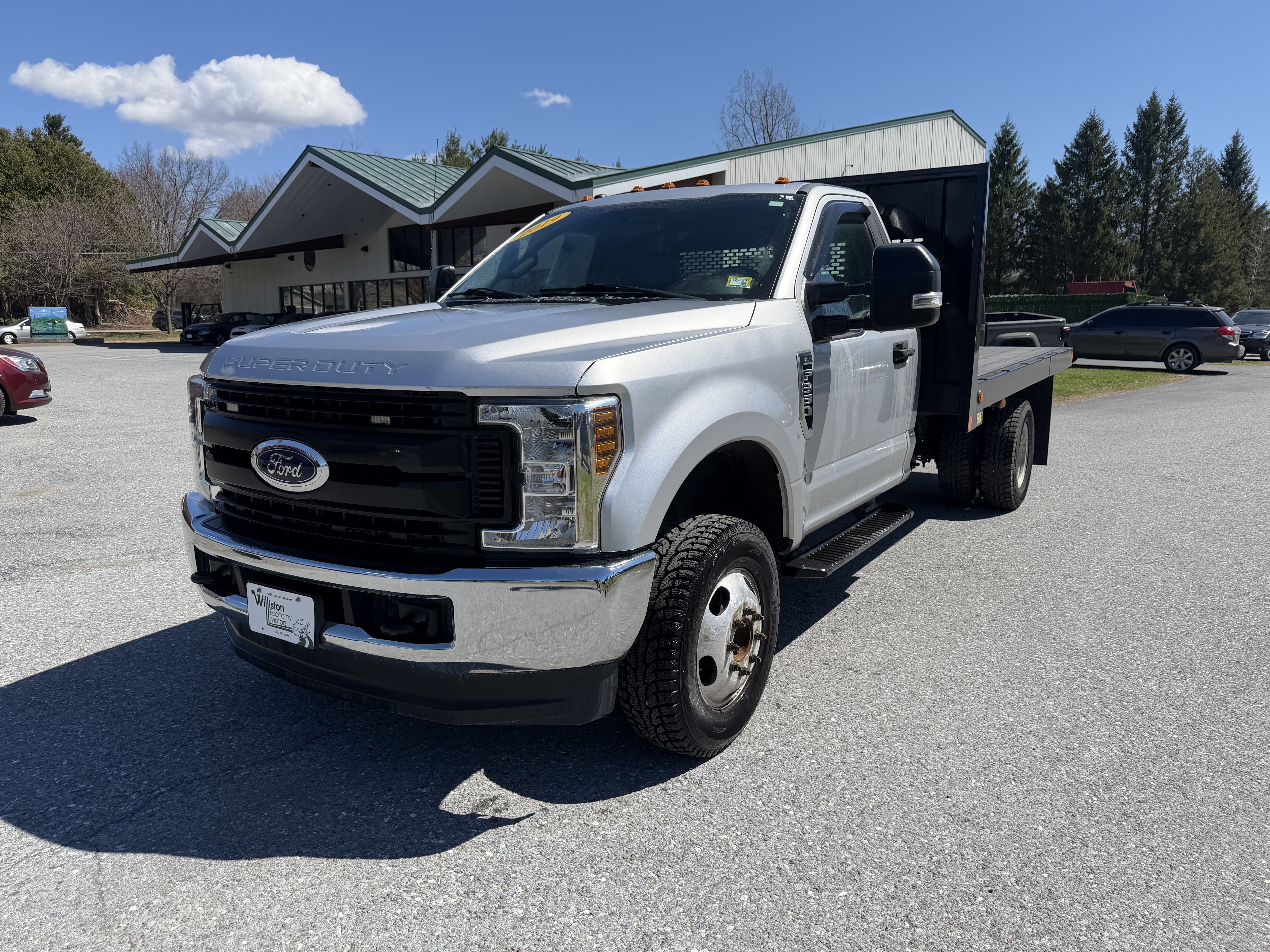 2019 Ford F-350 Chassis XL 4WD Reg Cab 169in WB 84in CA