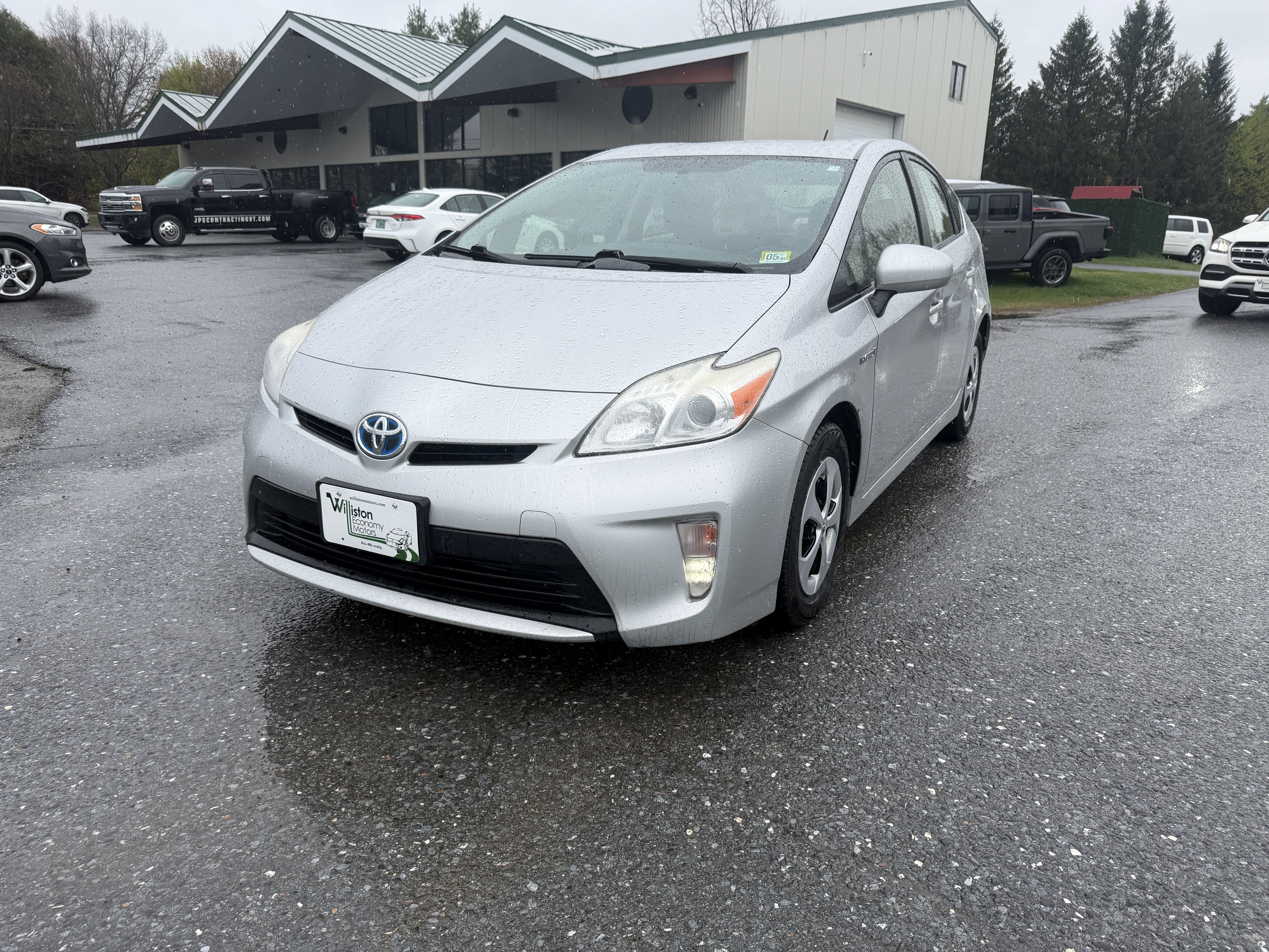 2013 Toyota Prius 5dr HB Two (Natl)