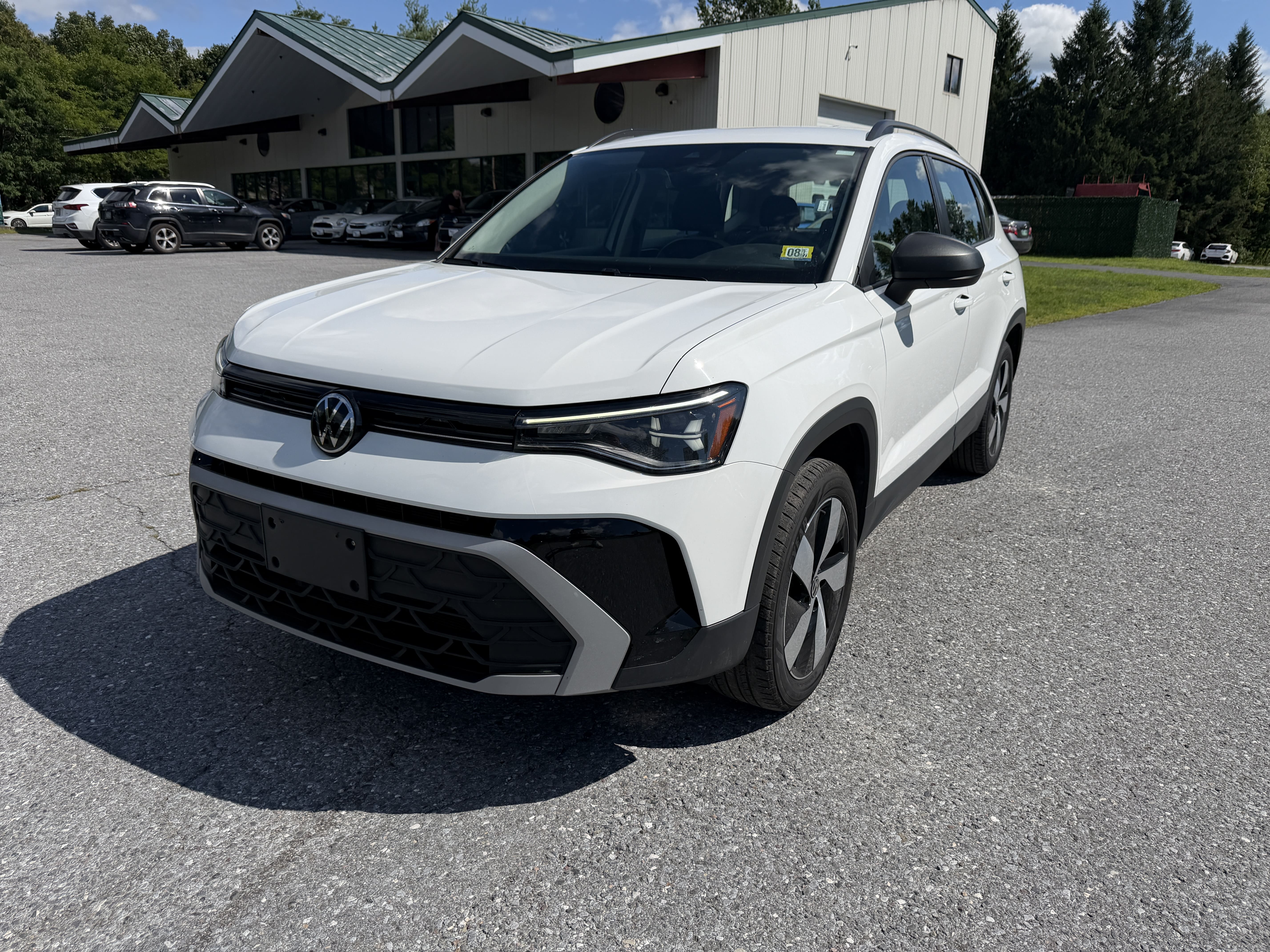 2025 Volkswagen Taos 4Motion S