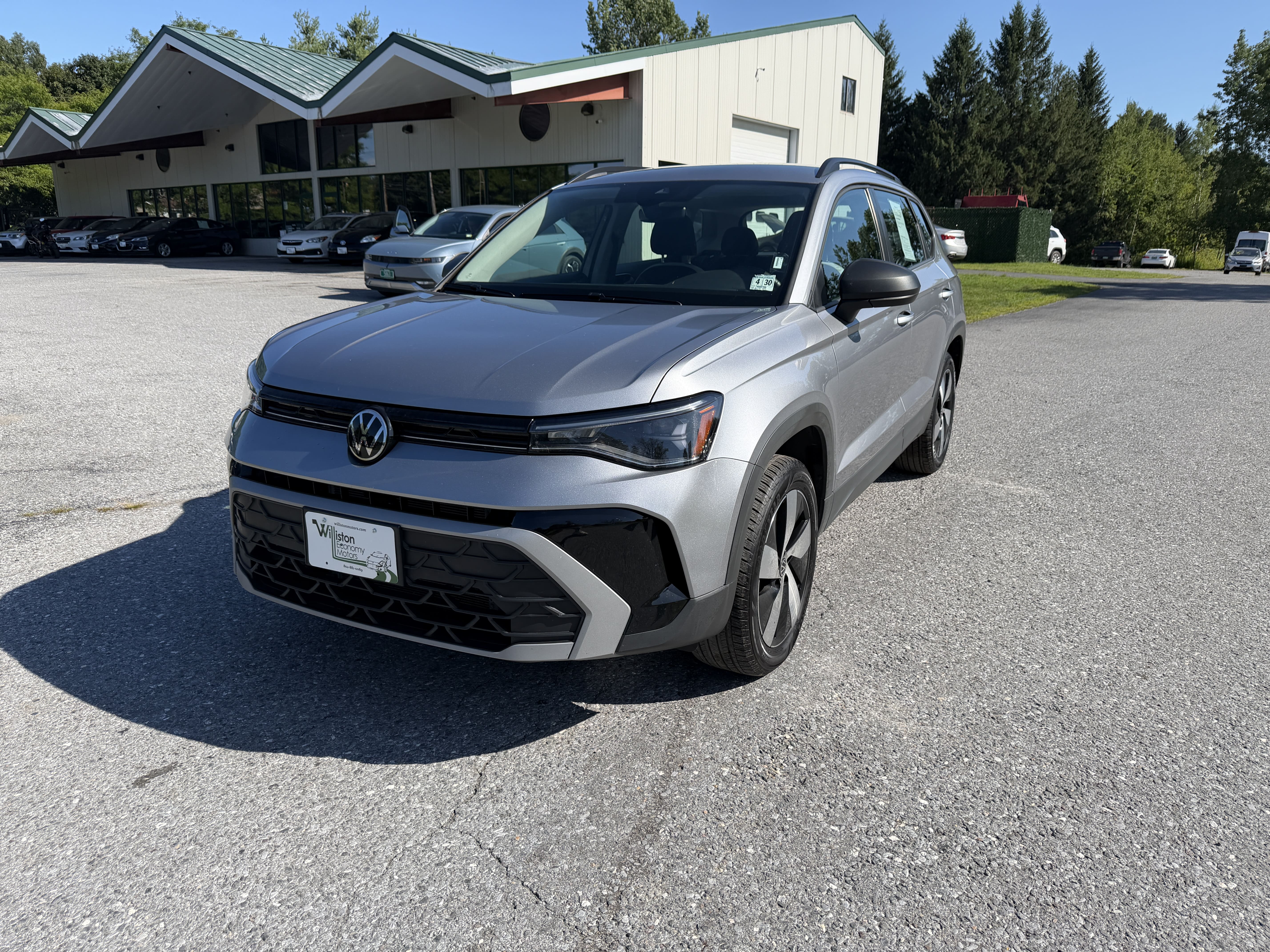 2025 Volkswagen Taos 4Motion S