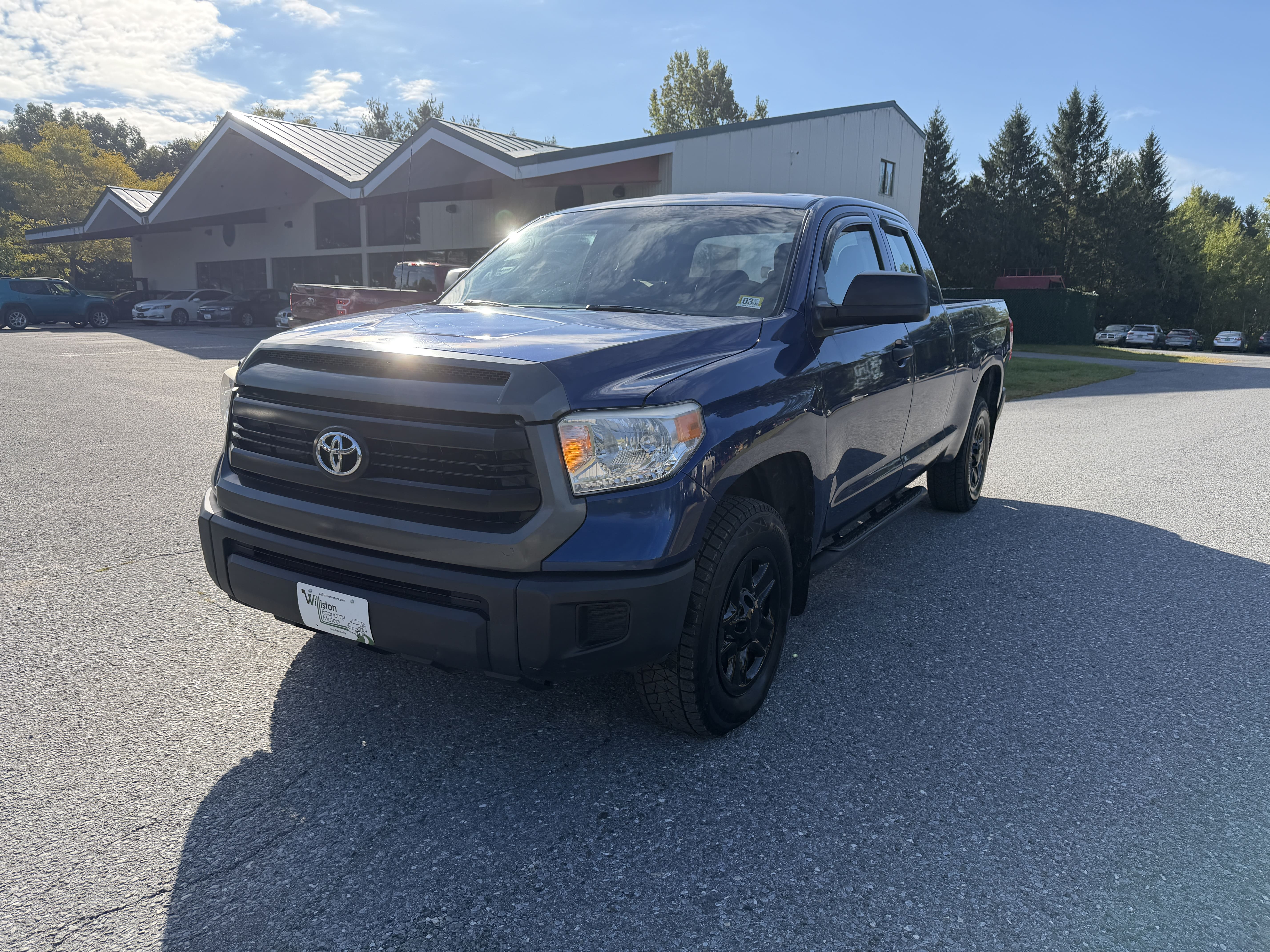 2015 Toyota Tundra 4WD Truck SR5 Grade