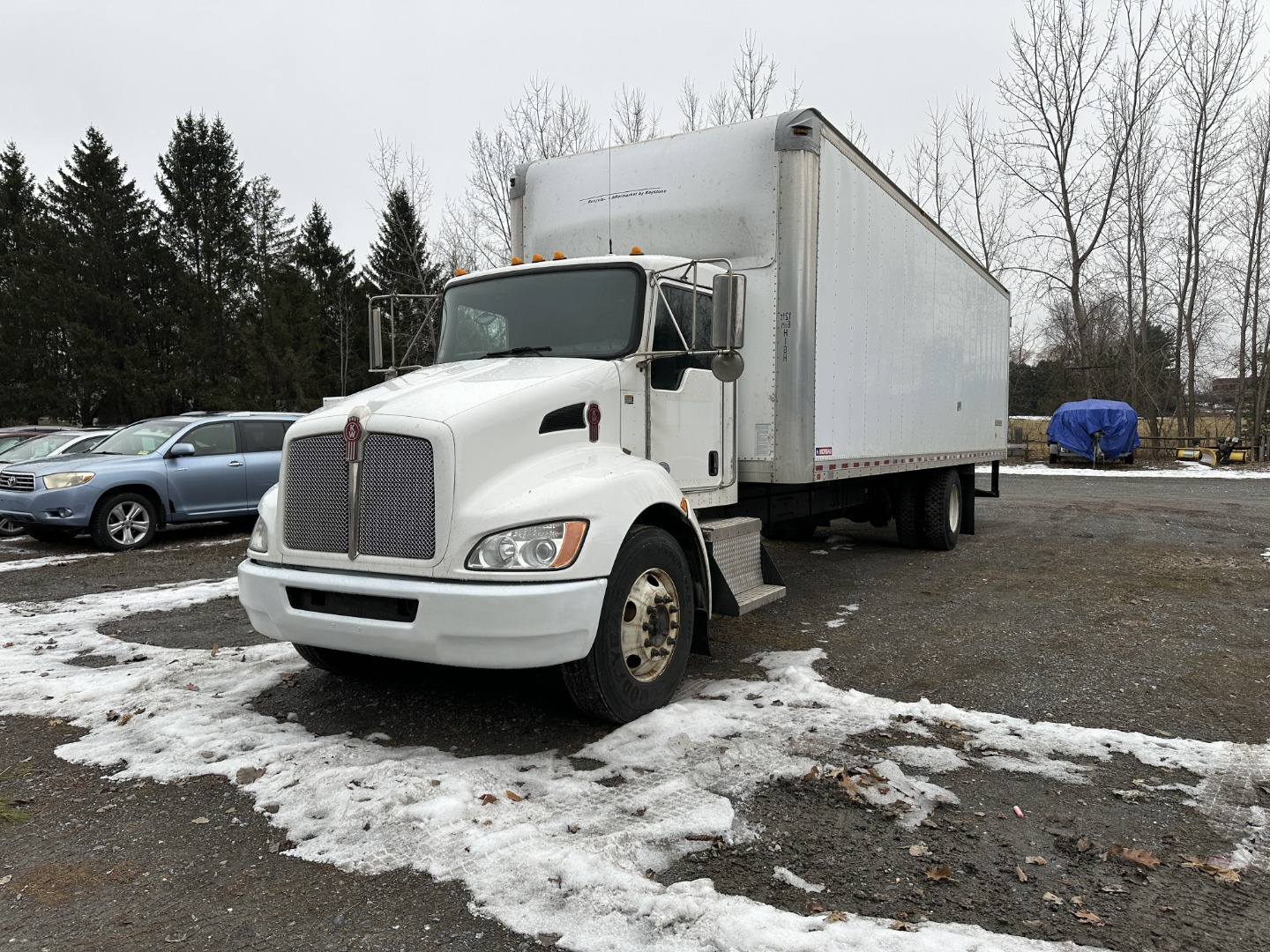 2017 Kenworth T270 Van Body 30 Box Truck