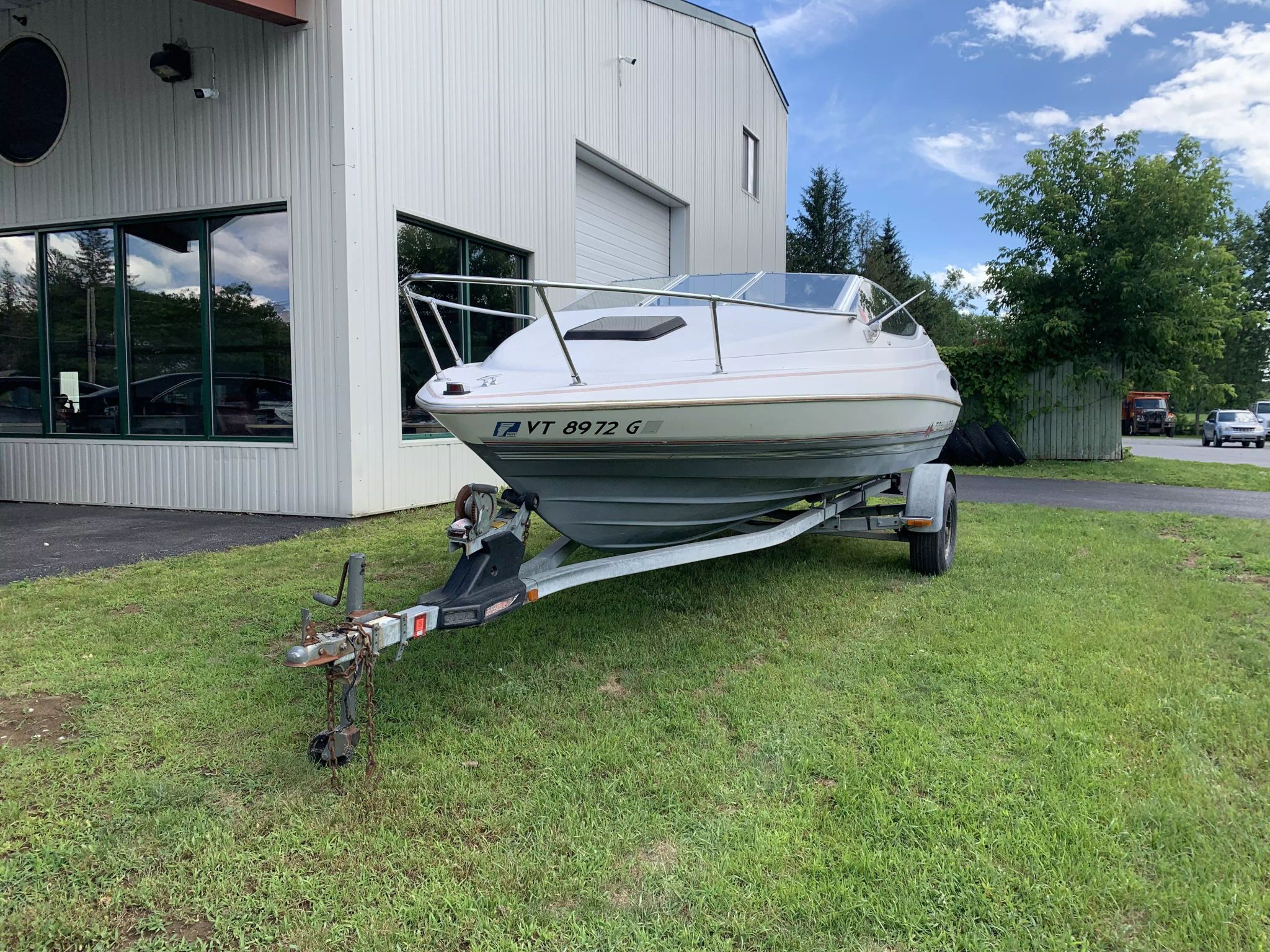 1990 Bayliner 19 ft