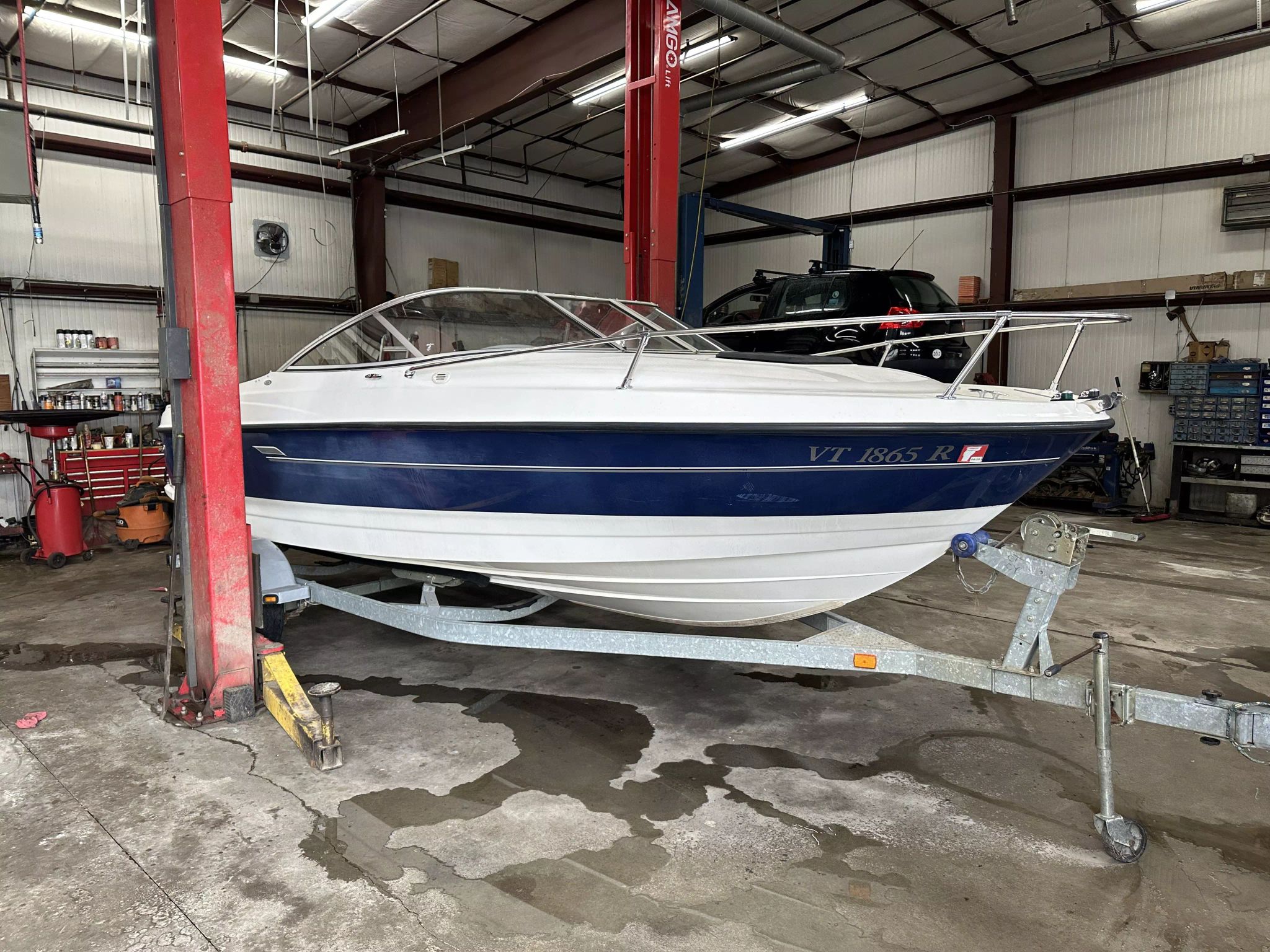 2006 Bayliner 210 Classic Cuddy USH