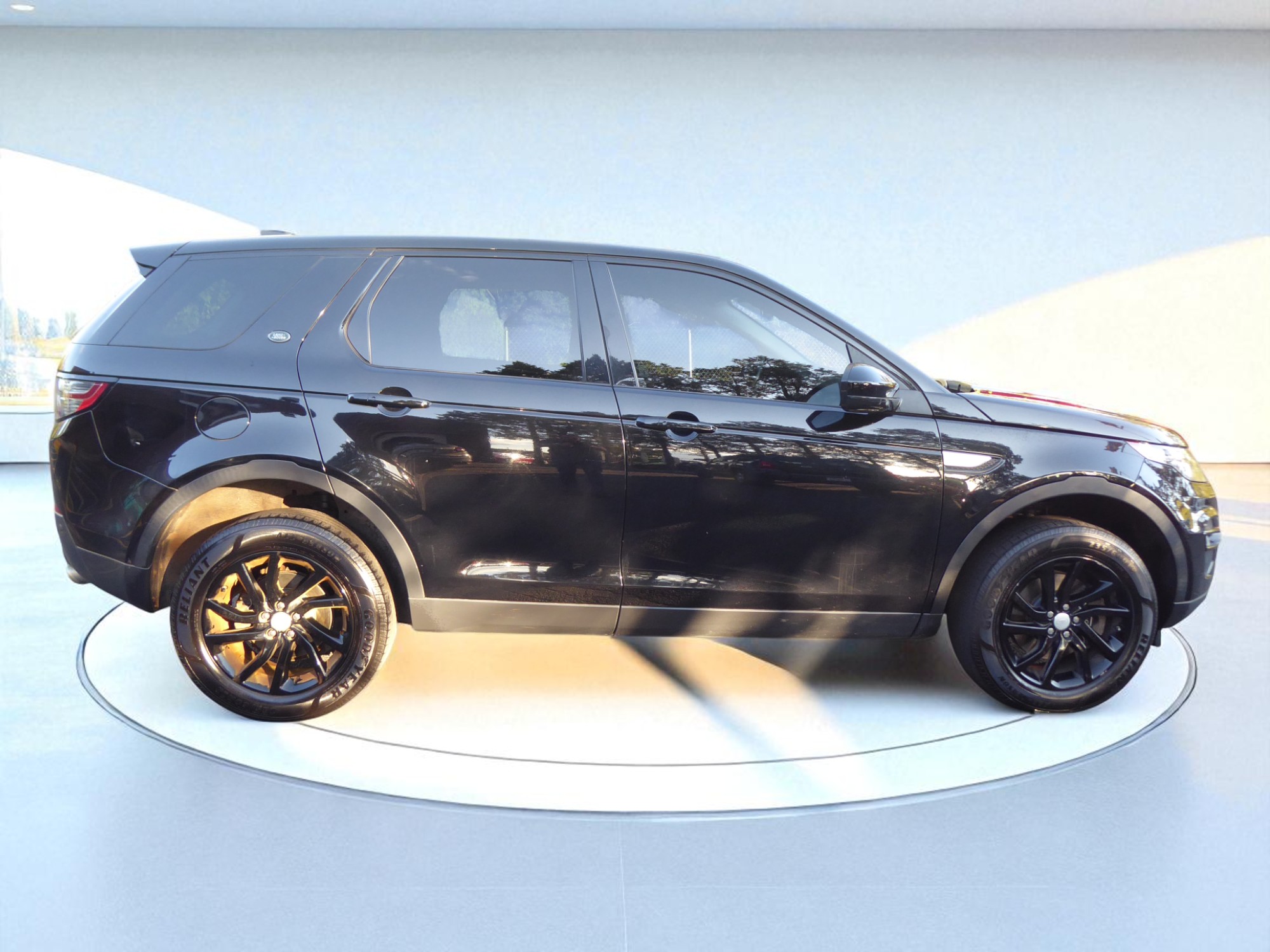 View vehicle photo 7