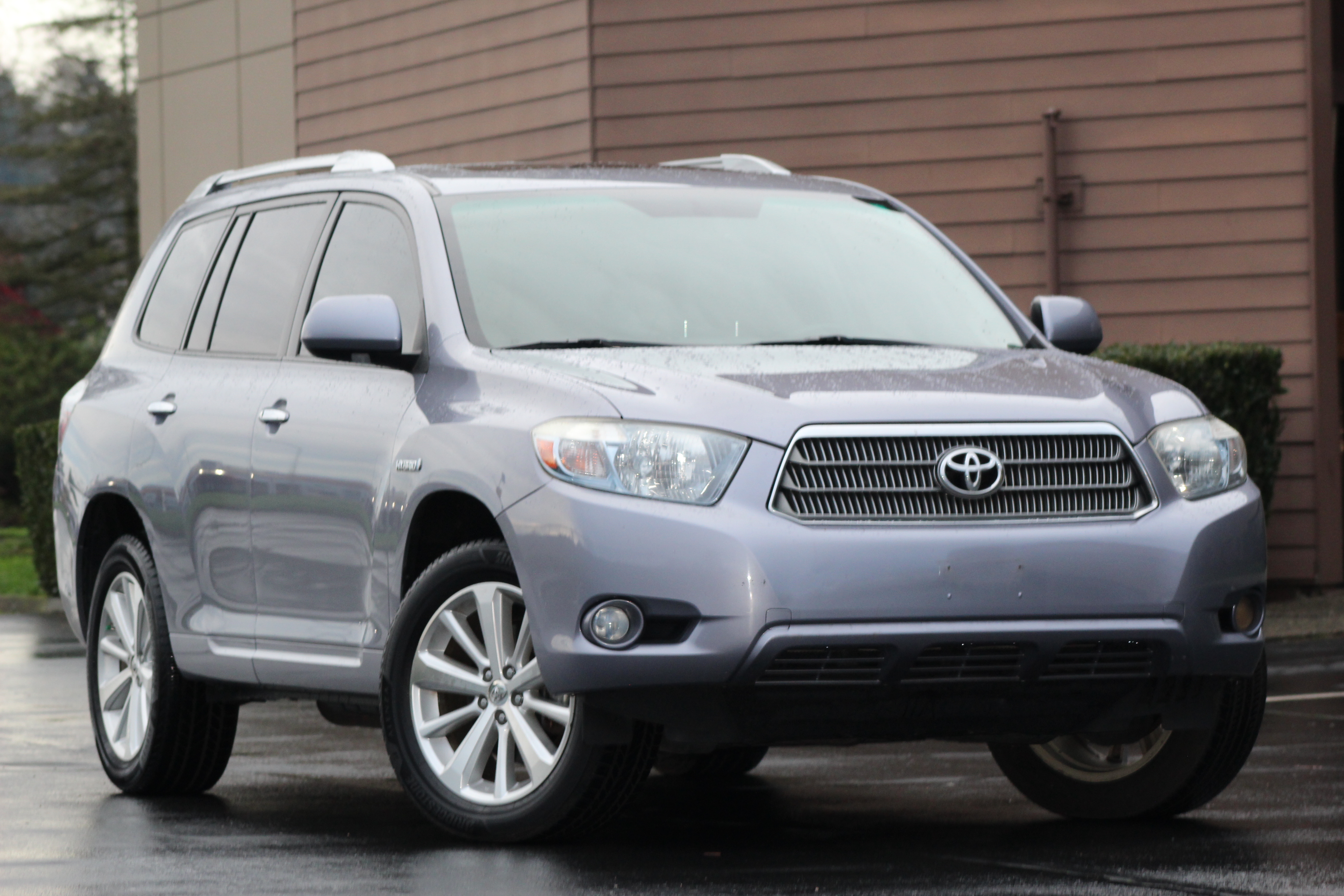 2010 Toyota Highlander Limited Hybrid w/3rd Row Seat 4x4's photo