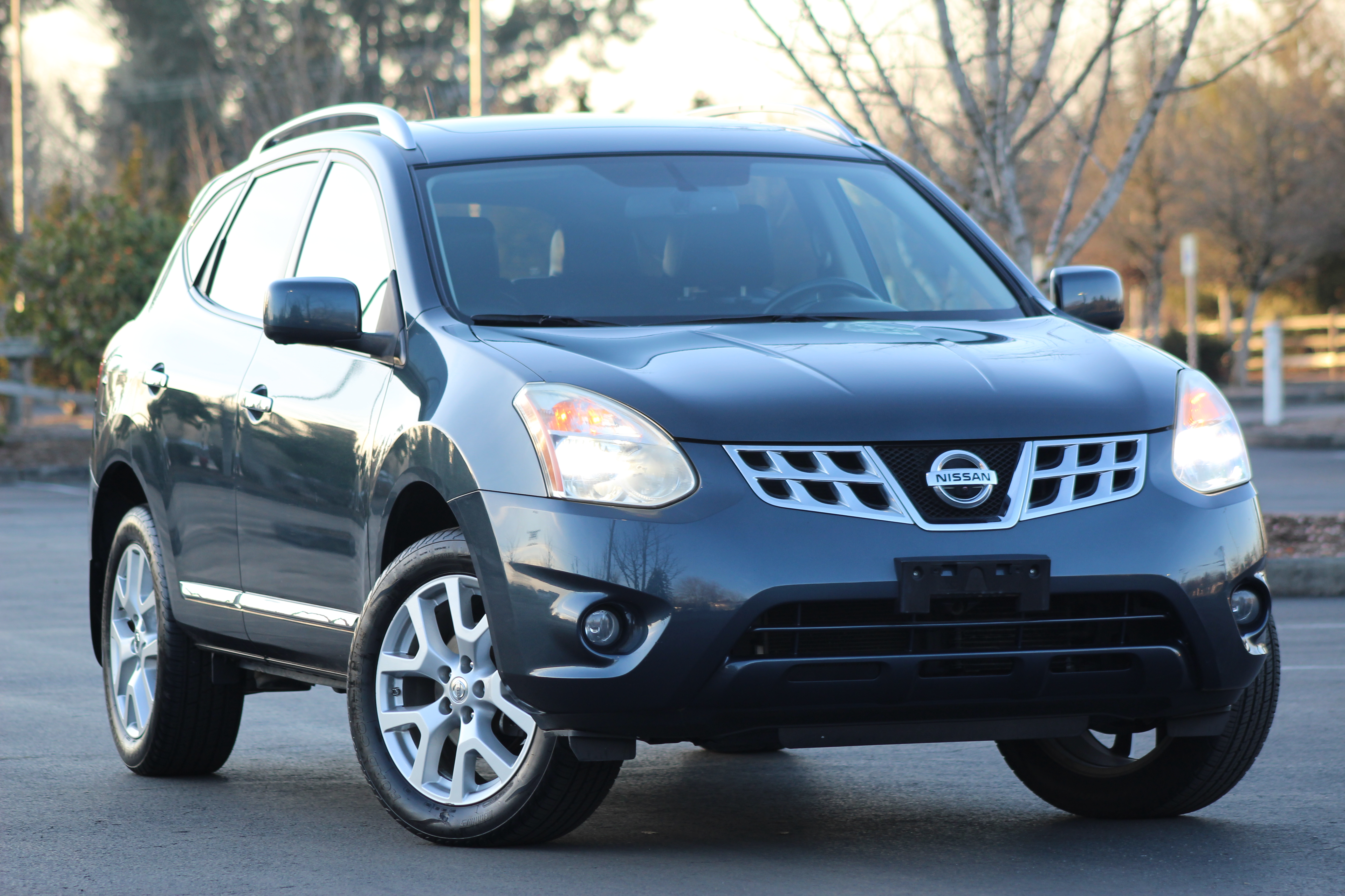 2013 Nissan Rogue SV AWD's photo