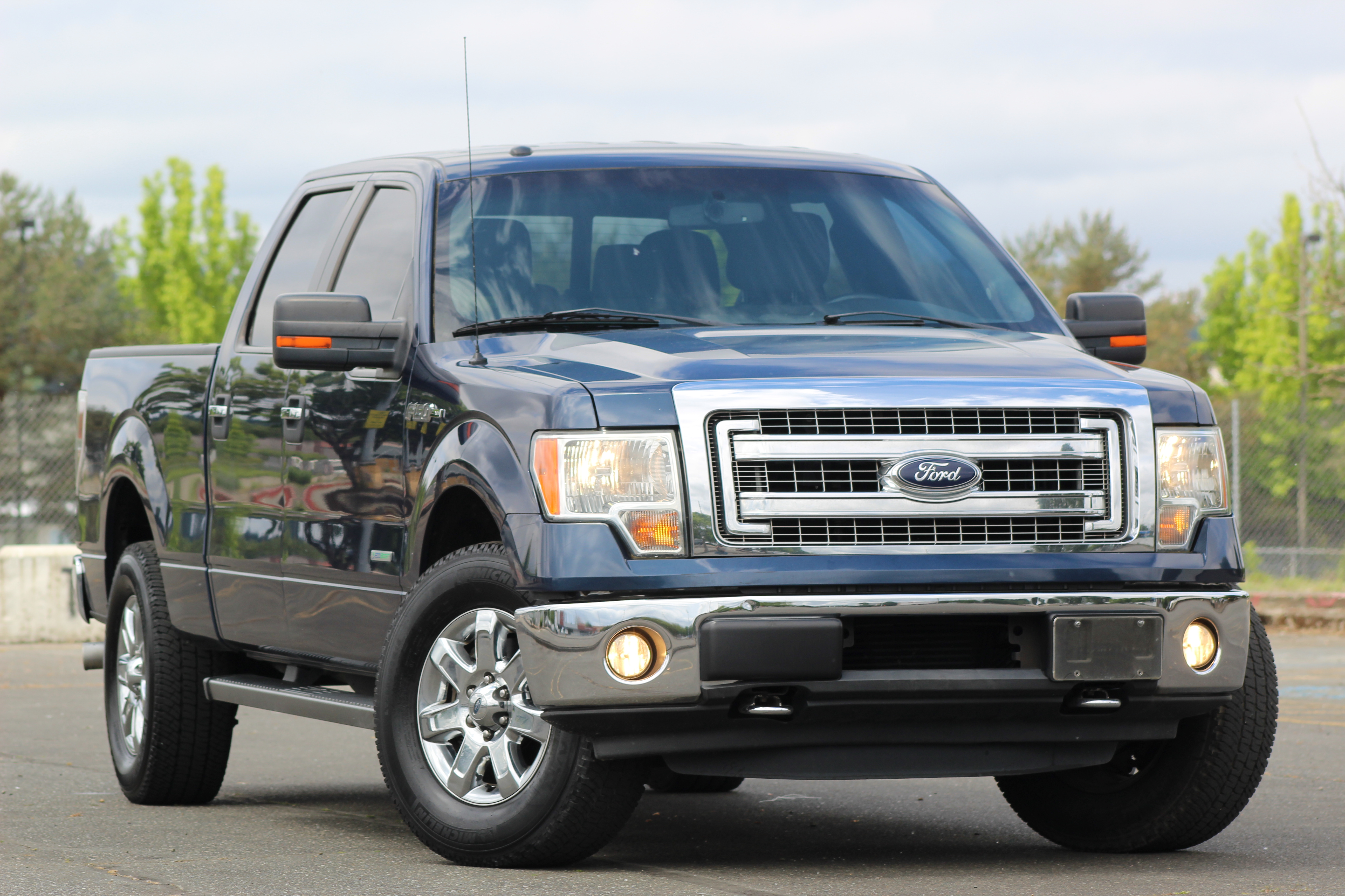 2013 Ford F-150 XLT 4x4 SuperCrew 145-in's photo