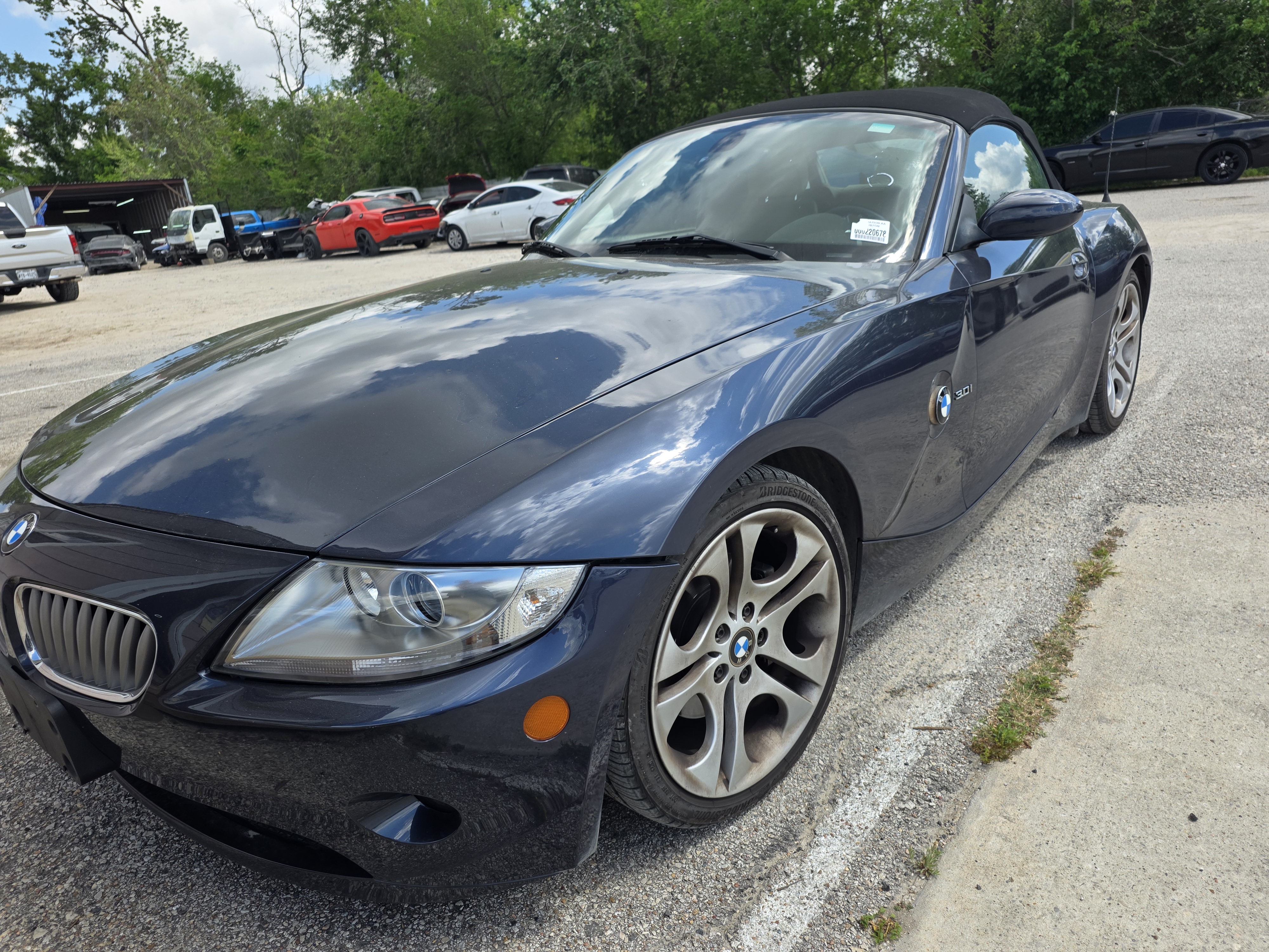 View vehicle photo 4