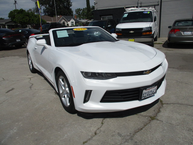 2018 Chevrolet Camaro 2dr Conv 1LT