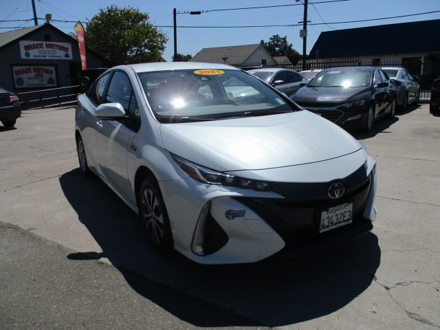 2021 Toyota Prius Prime LE (Natl)