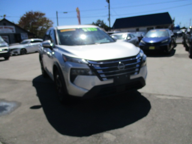 2025 Nissan Rogue AWD SV