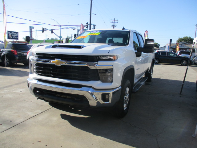 2025 Chevrolet Silverado 2500HD 4WD Crew Cab 172 LT