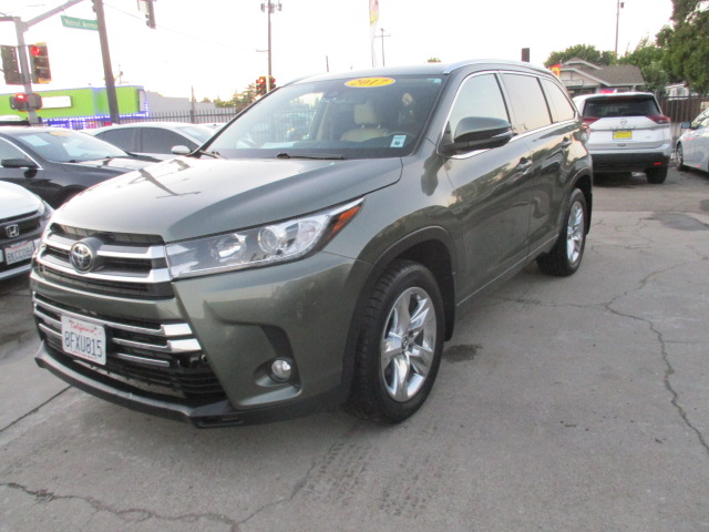 2017 Toyota Highlander Limited V6 AWD (Natl)