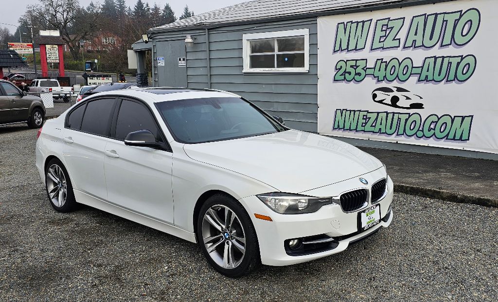 2012 BMW 3 Series 328i Sedan RWD