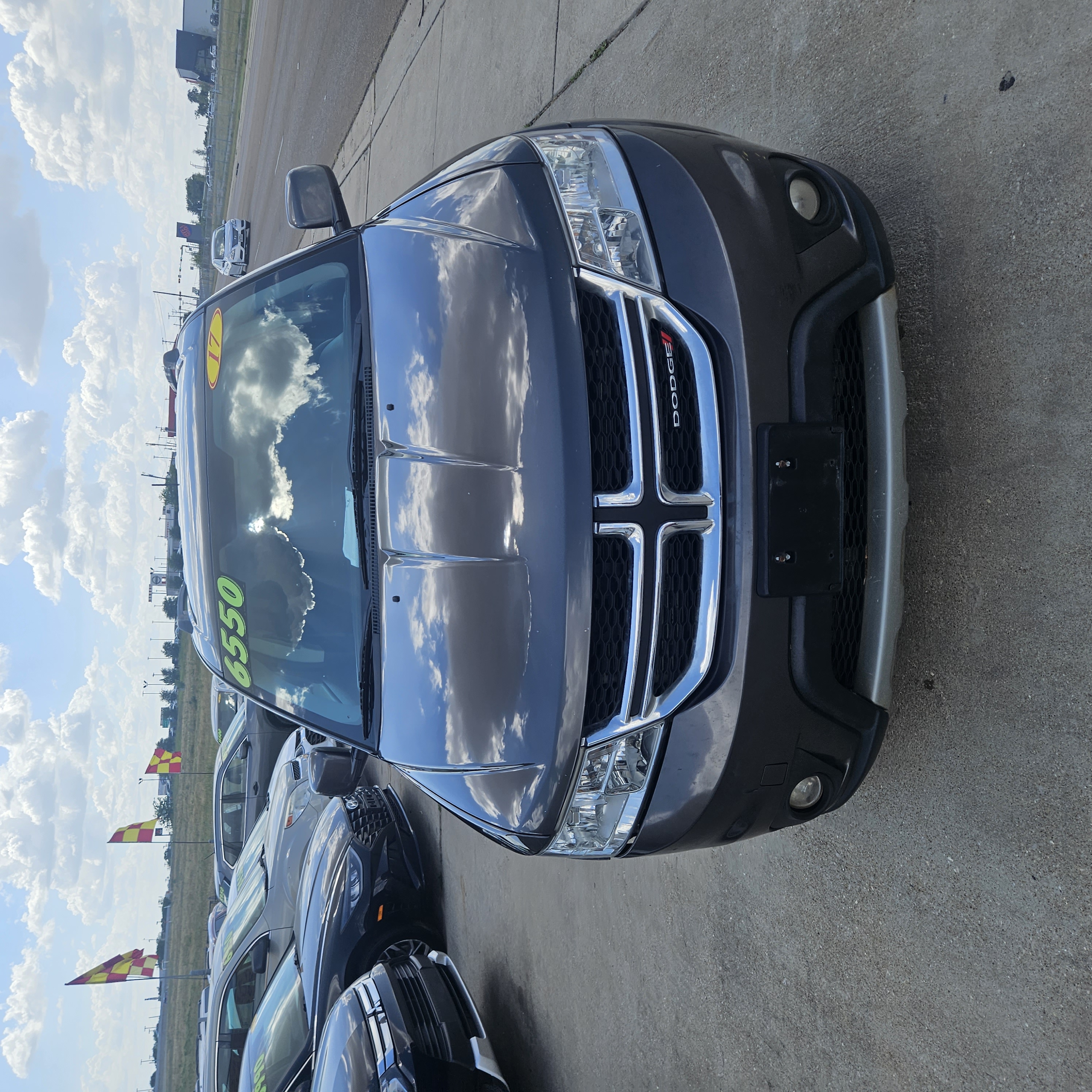 View vehicle photo 3
