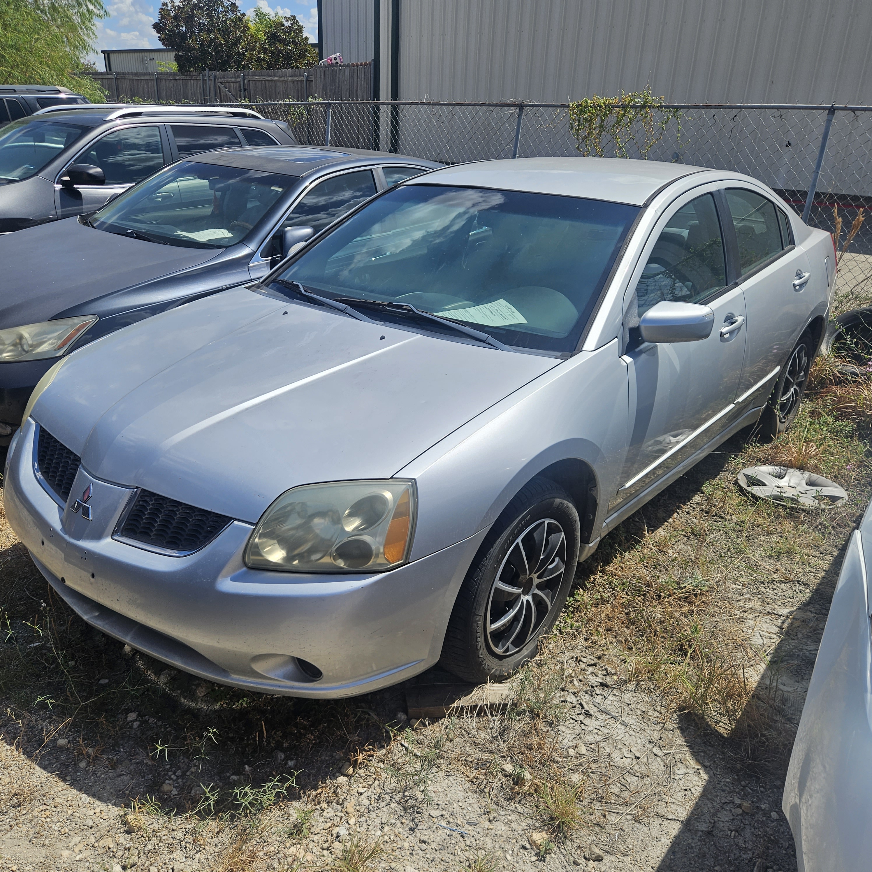 Silver 2005 Mitsubishi Galant Sedan Front-Wheel Drive Automatic