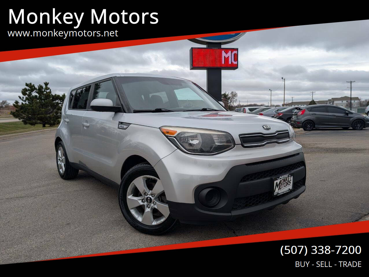 Silver 2017 Kia Soul Base Wagon Front-Wheel Drive Automatic