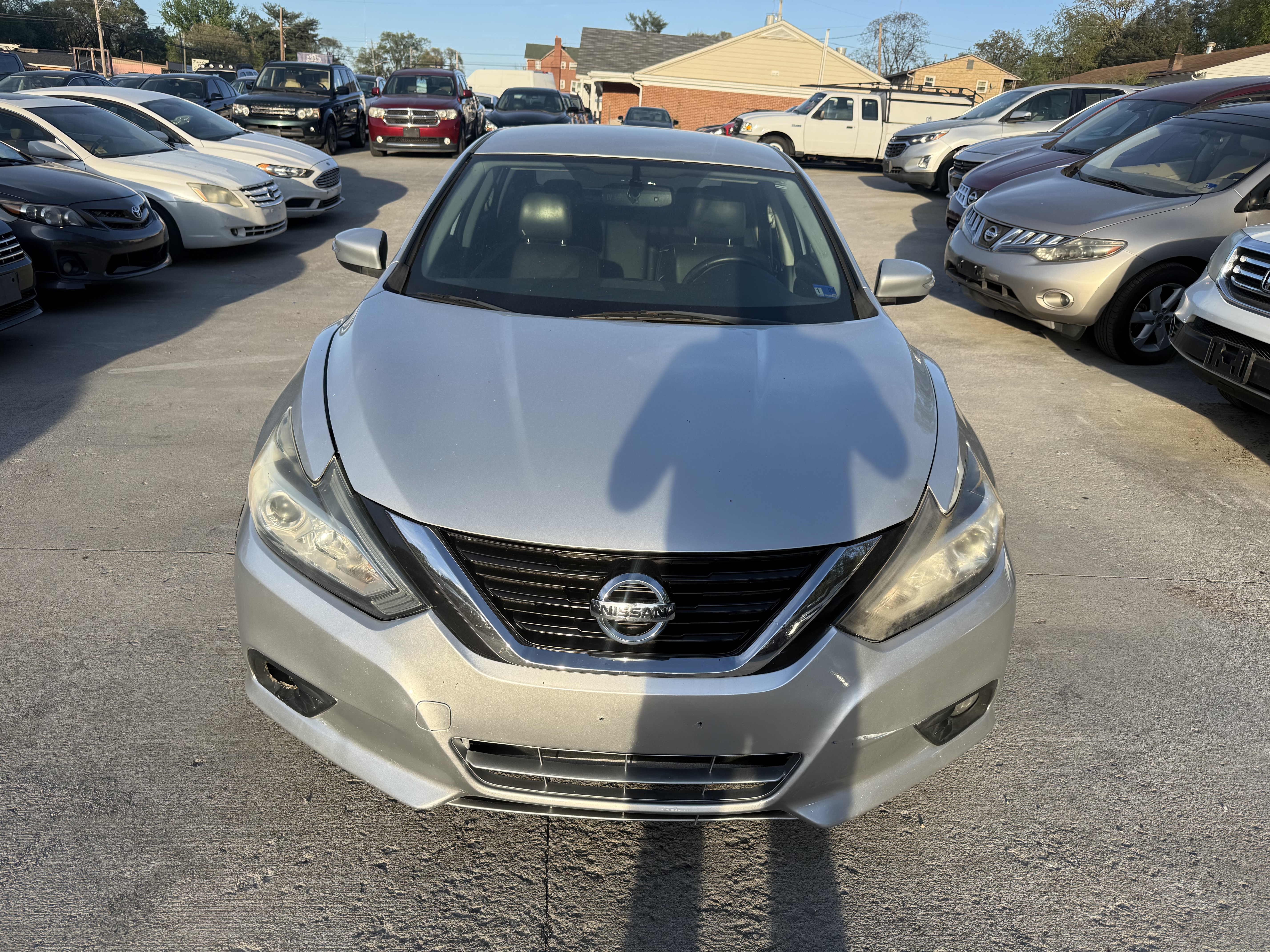 View vehicle photo 2