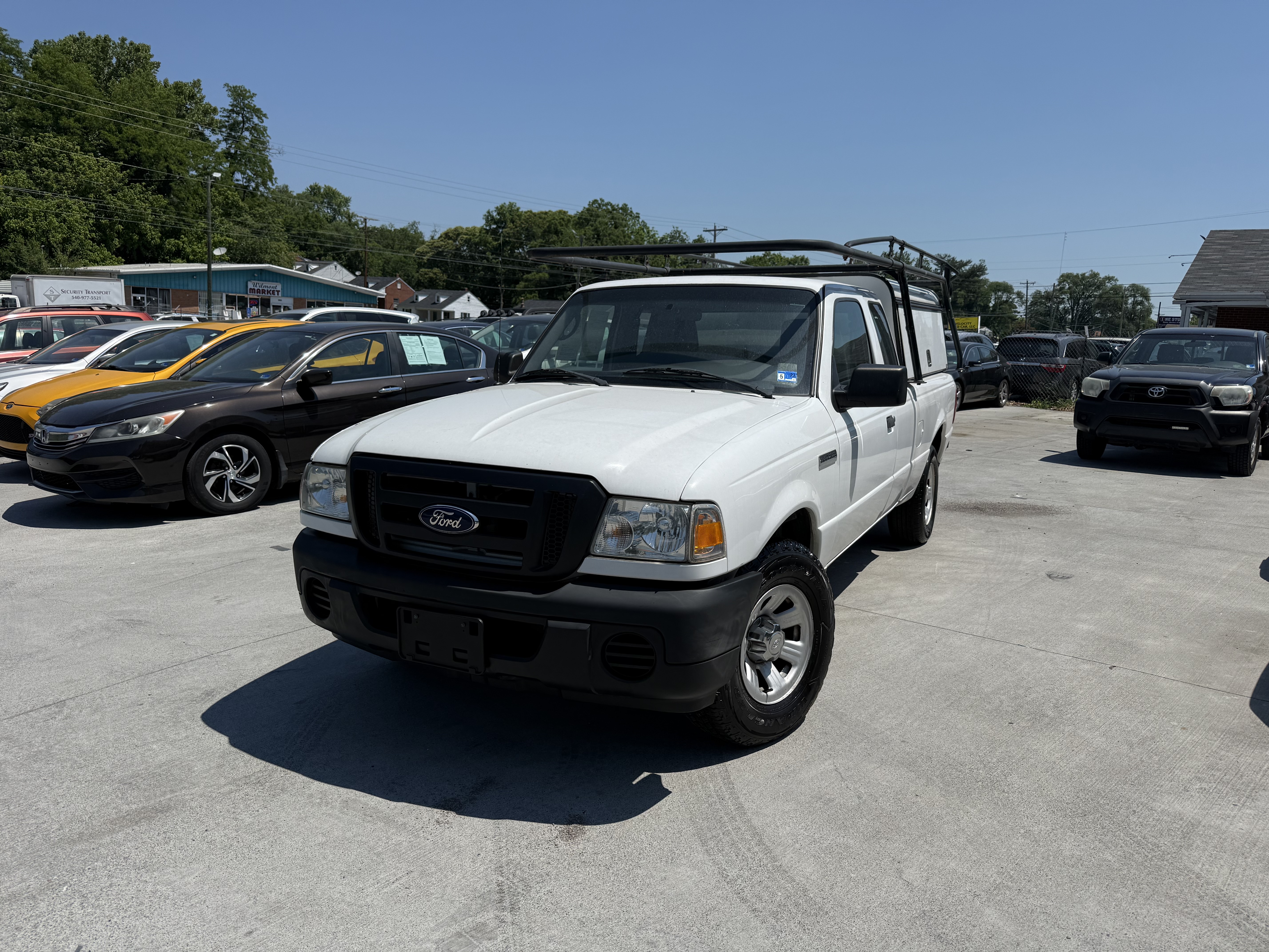 White 2011 Ford Ranger XL SuperCab Pickup Truck 4X2 Automatic