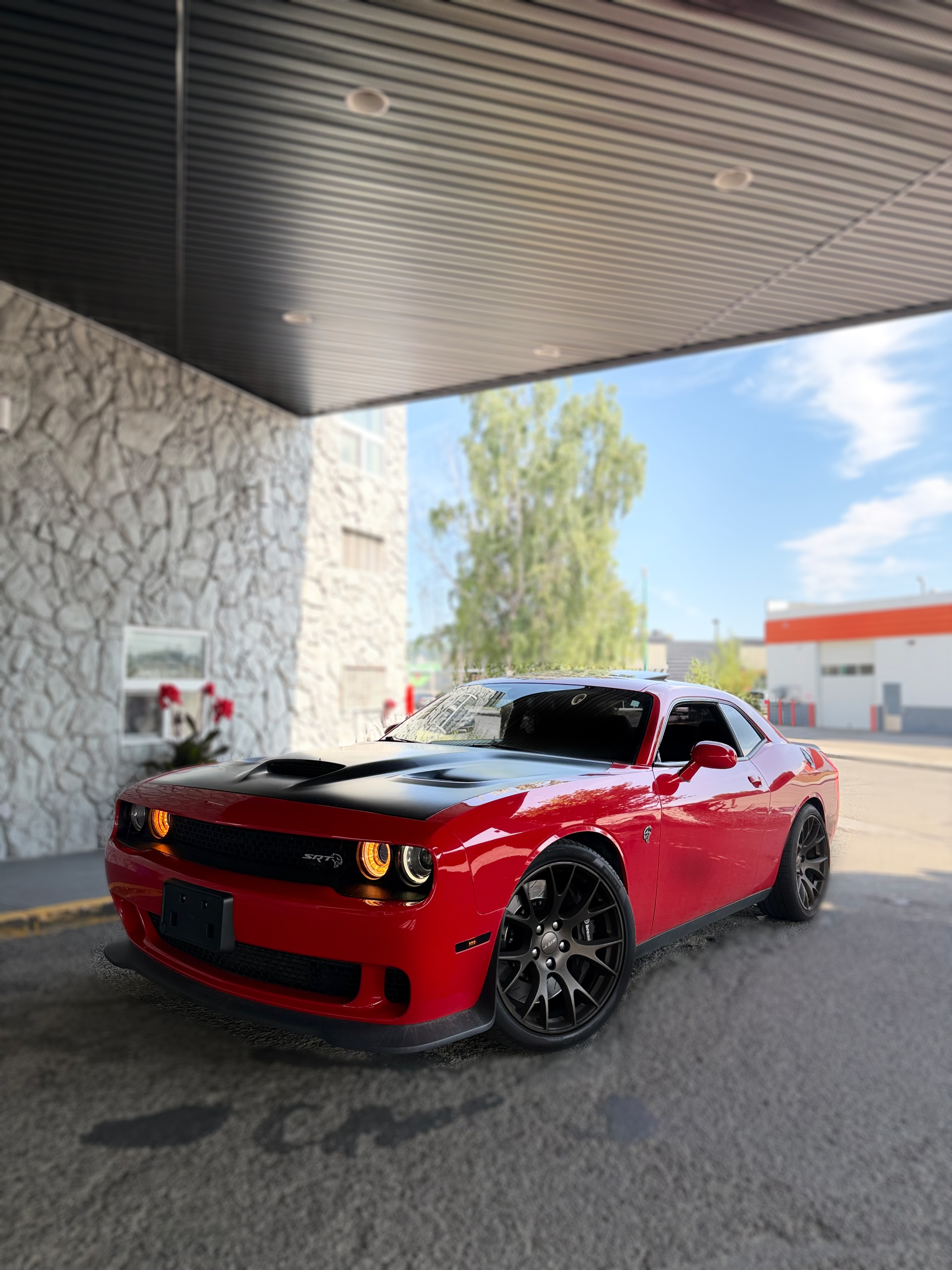 Red 2018 Dodge Challenger Coupe Rear-Wheel Drive Automatic