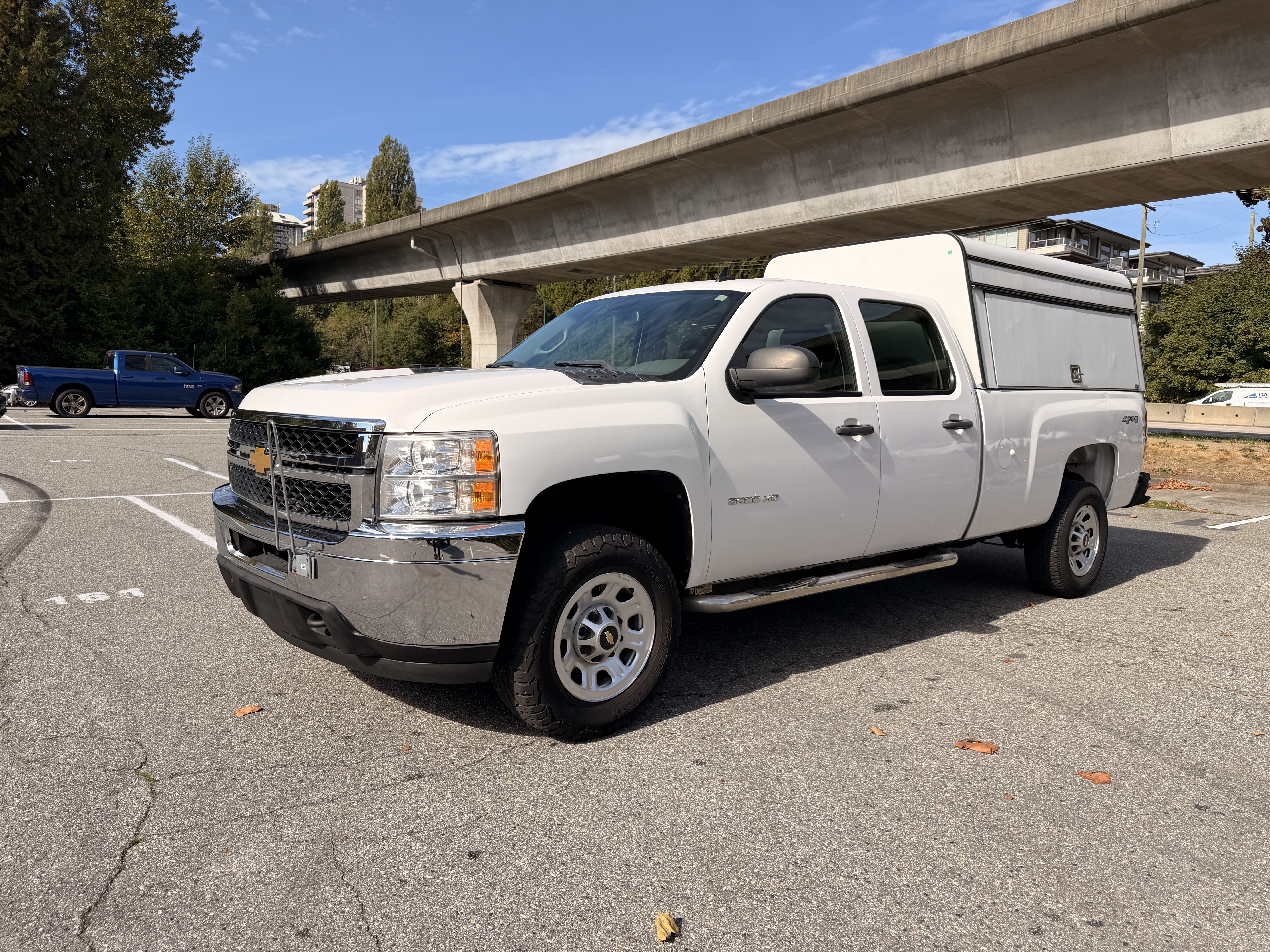 White 2011 Chevrolet Silverado 3500HD Pickup Truck Four-Wheel Drive Automatic