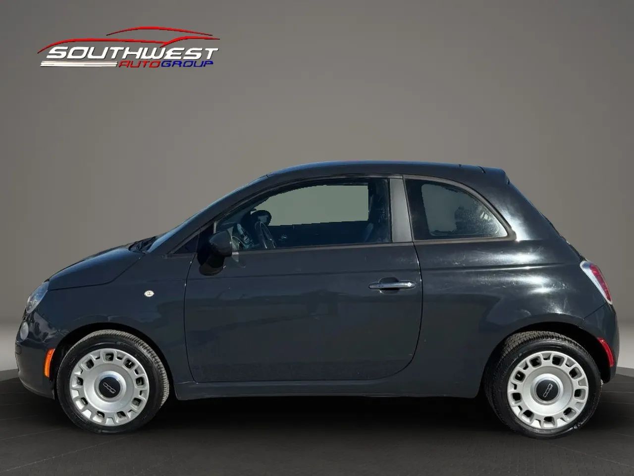 View vehicle photo 3