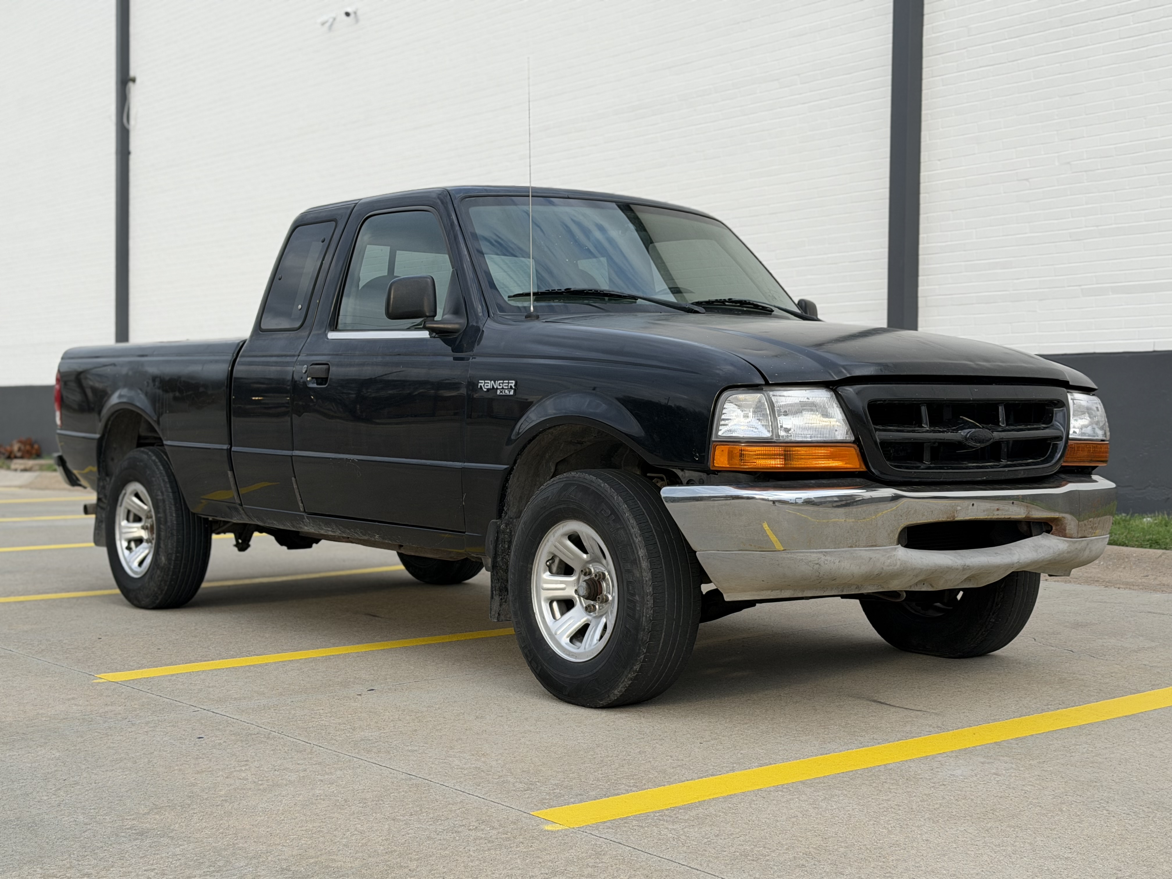 2000 Ford Ranger XL Extended Cab SB