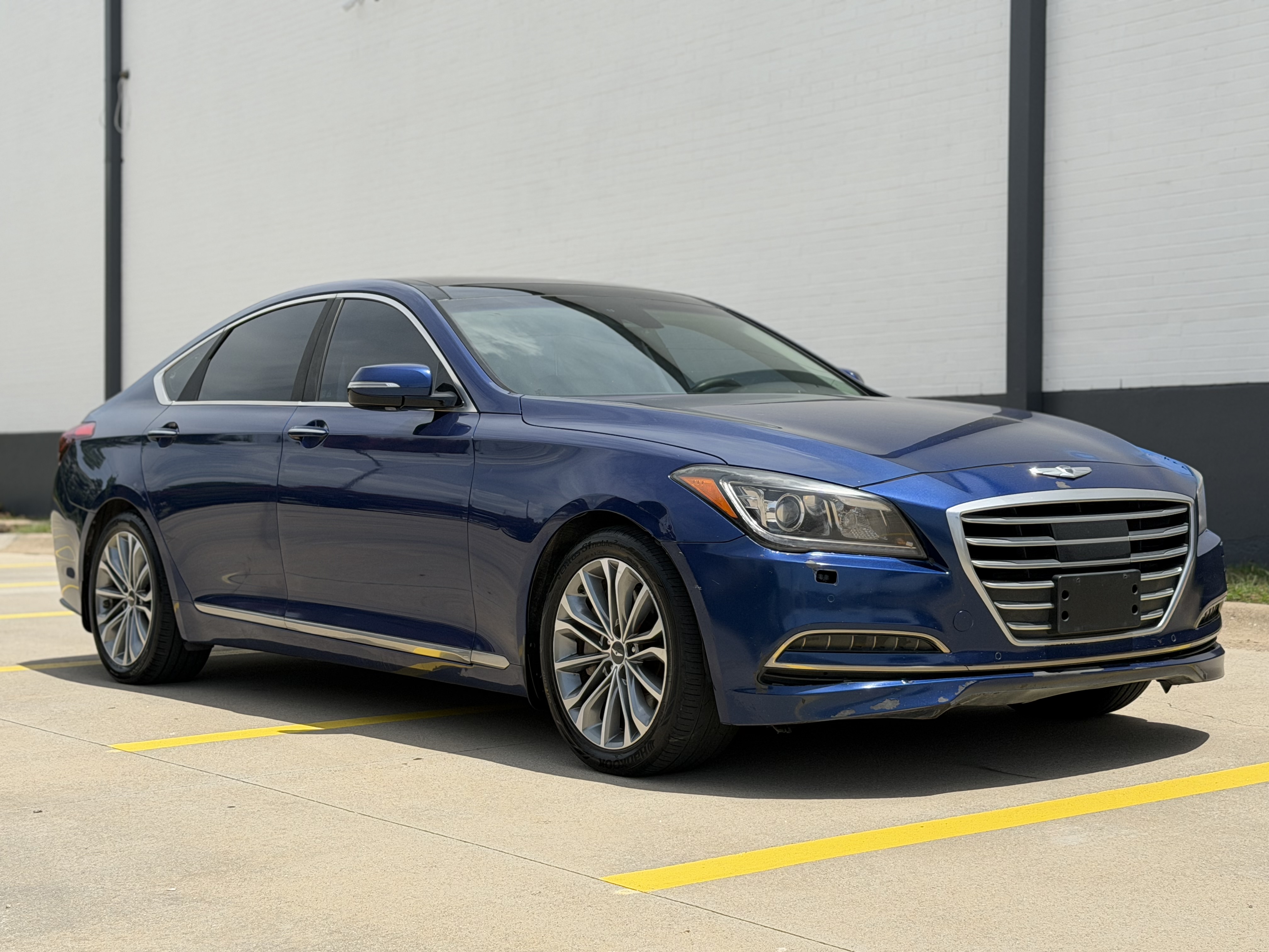 - 2015 Hyundai Genesis Sedan All-Wheel Drive Automatic