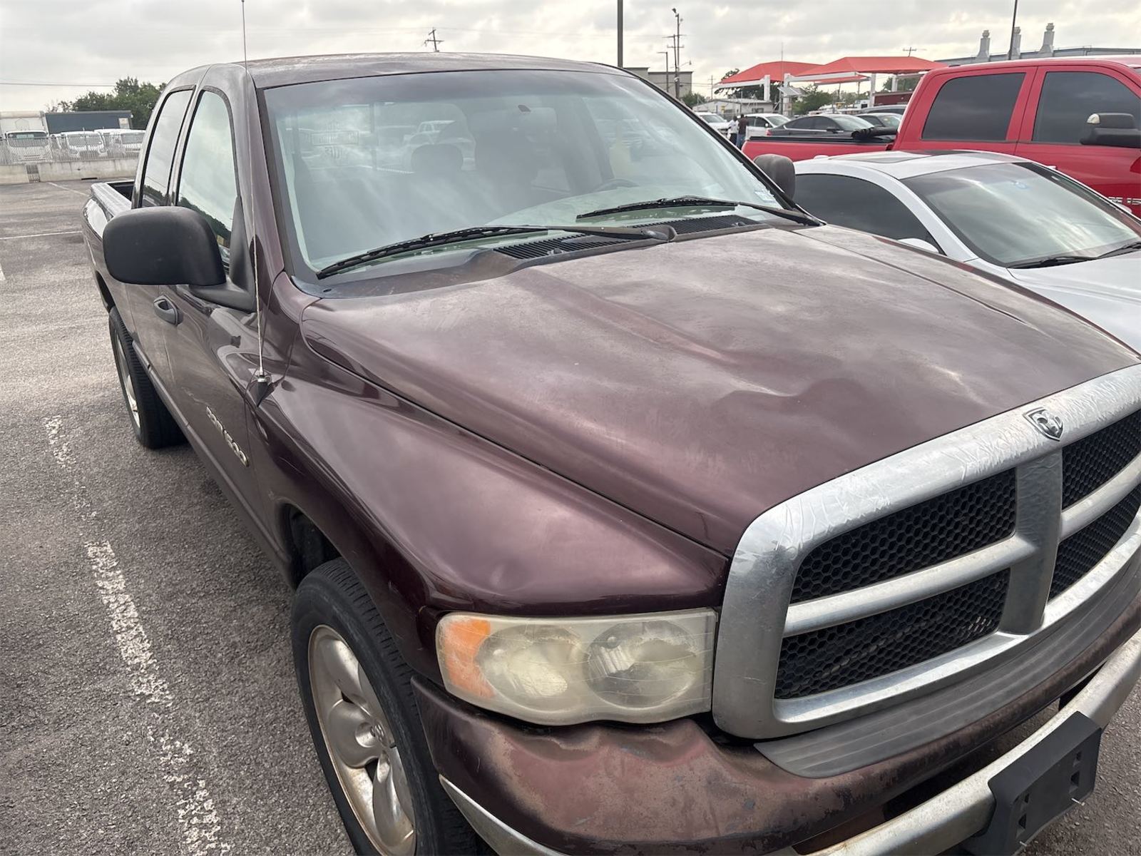 Red (Burgundy) 2005 Dodge RAM 1500 SLT Quad Cab RWD Pickup Truck Rear-Wheel Drive Automatic