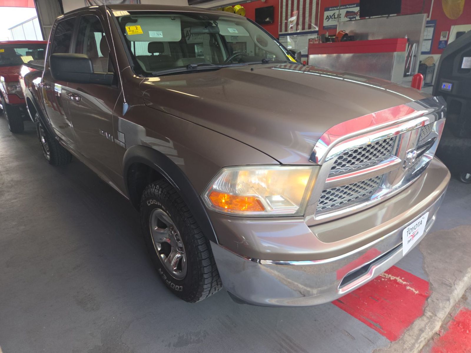 Gray 2010 Dodge RAM 1500 SLT Crew Cab 4WD Pickup Truck Four-Wheel Drive Automatic