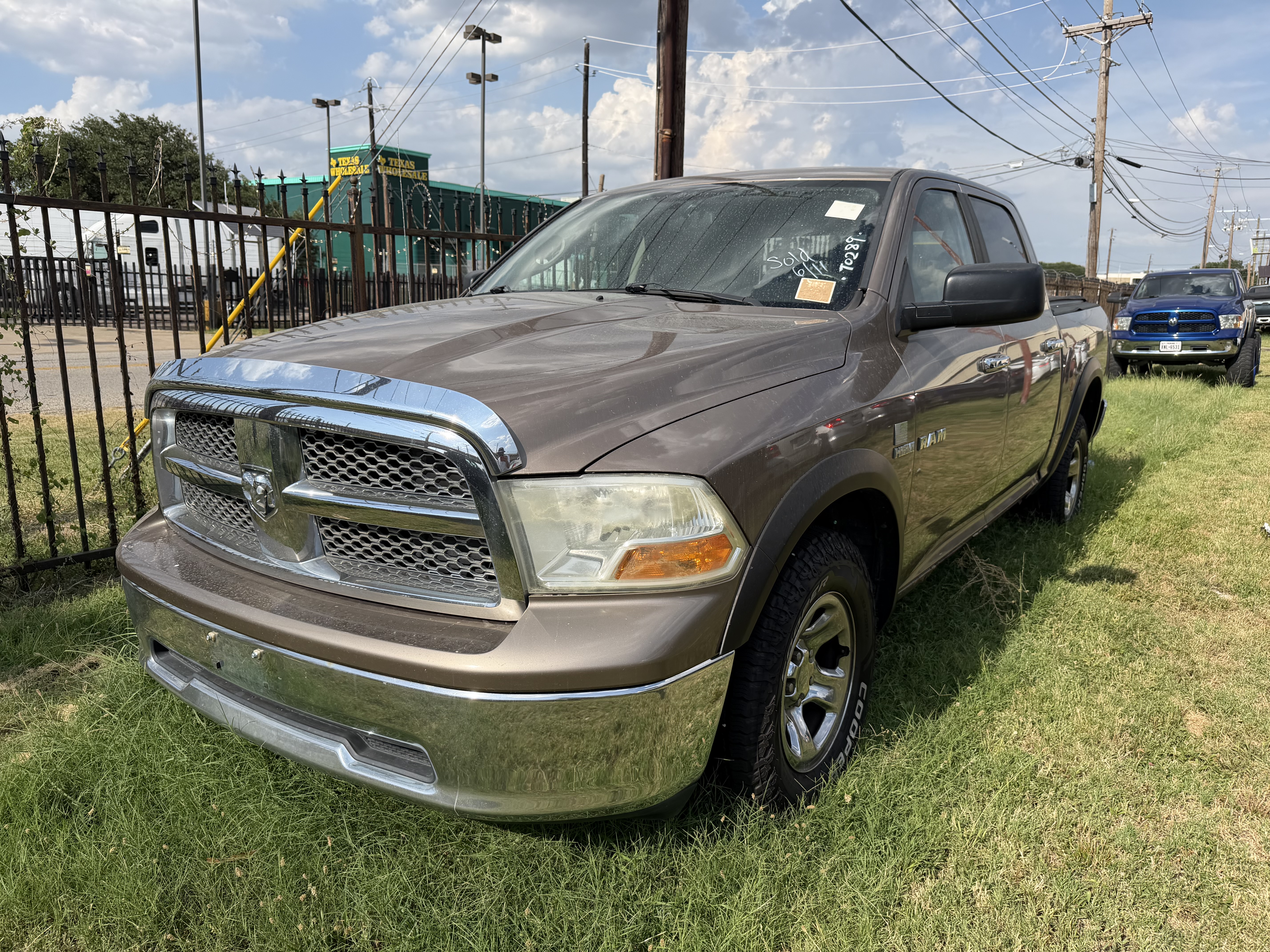 Gray 2010 Dodge RAM 1500 Pickup Truck Four-Wheel Drive Automatic