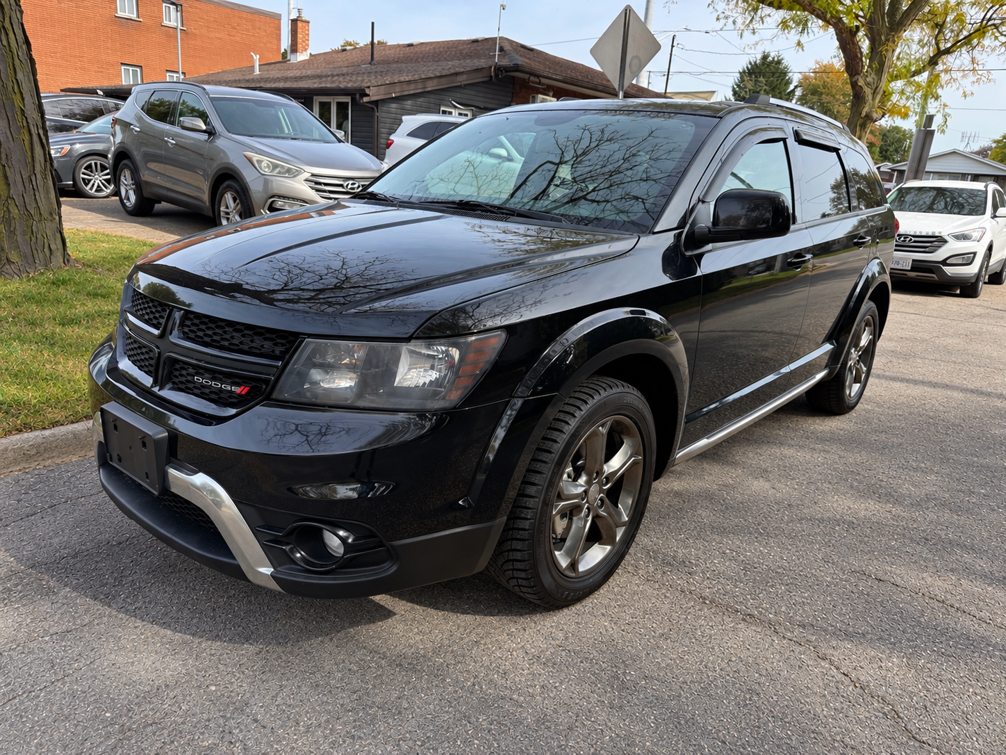 Black 2017 Dodge Journey SUV / Crossover Front-Wheel Drive Automatic