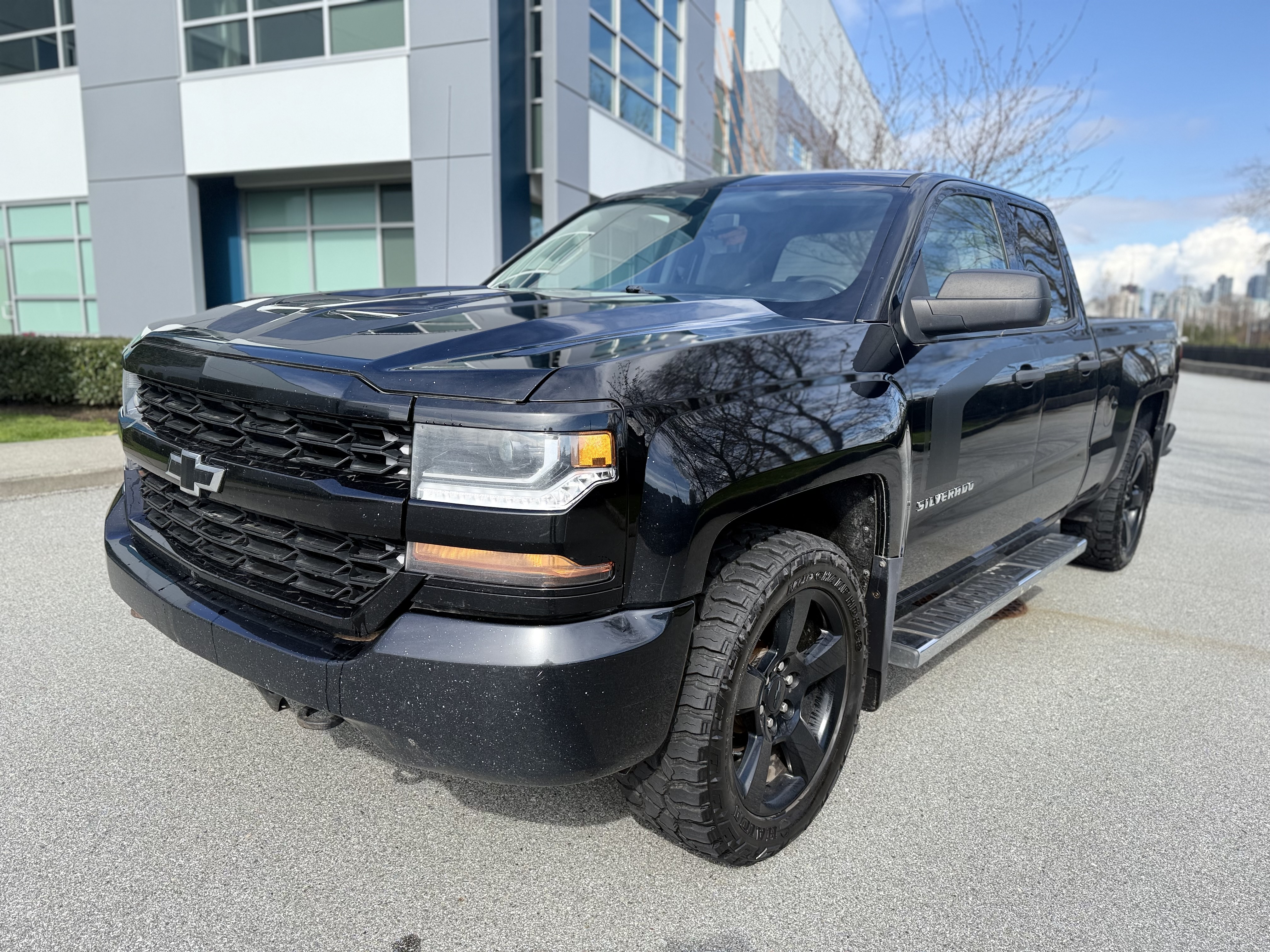 2017 Chevrolet Silverado 1500 Custom Double Cab 4WD