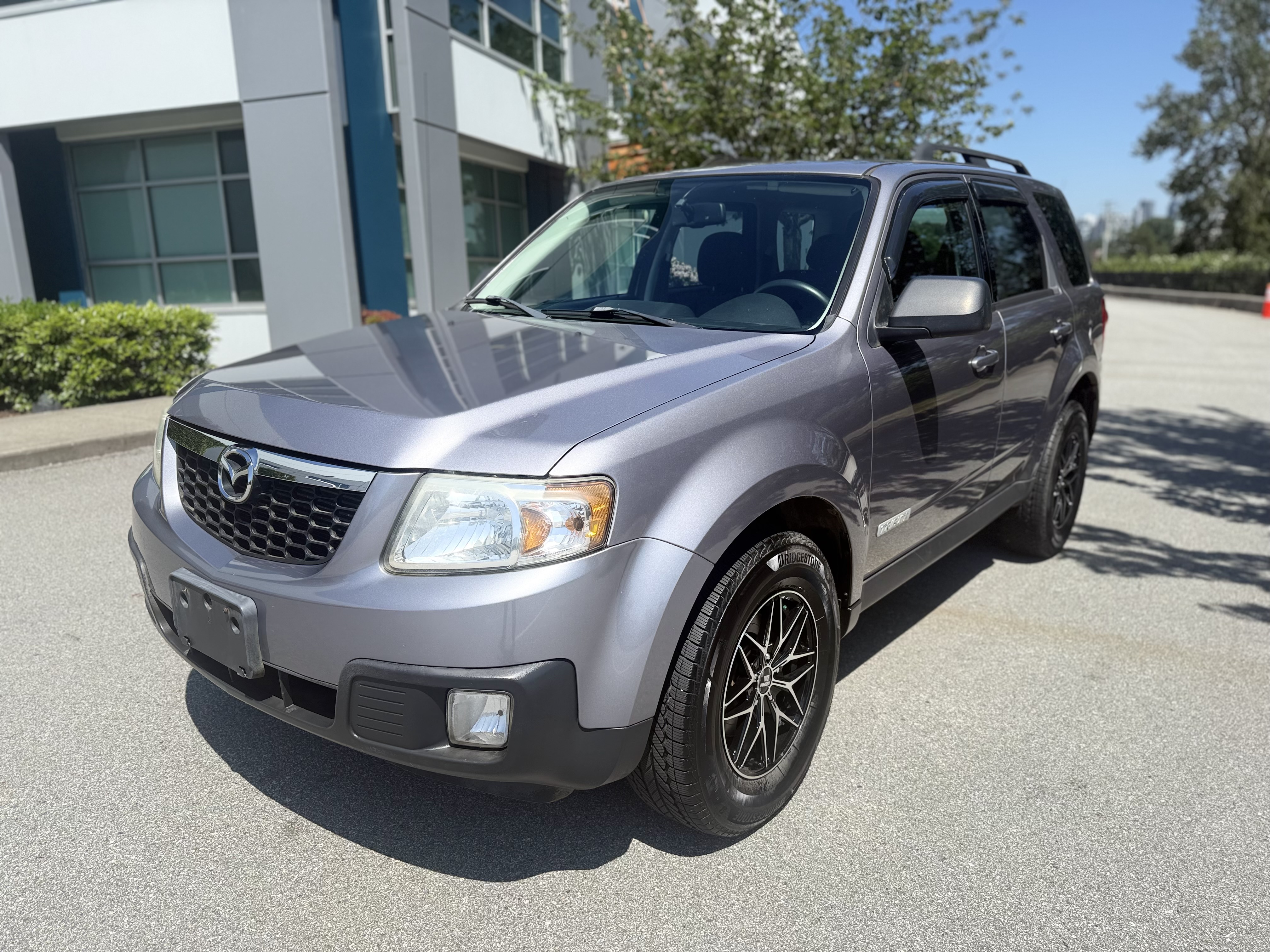 Gray 2008 Mazda Tribute i Sport 4WD SUV / Crossover All-Wheel Drive Automatic