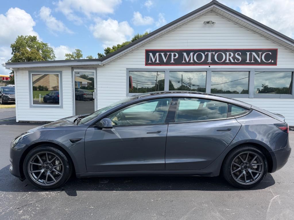 2022 Tesla Model 3 Standard Range Plus