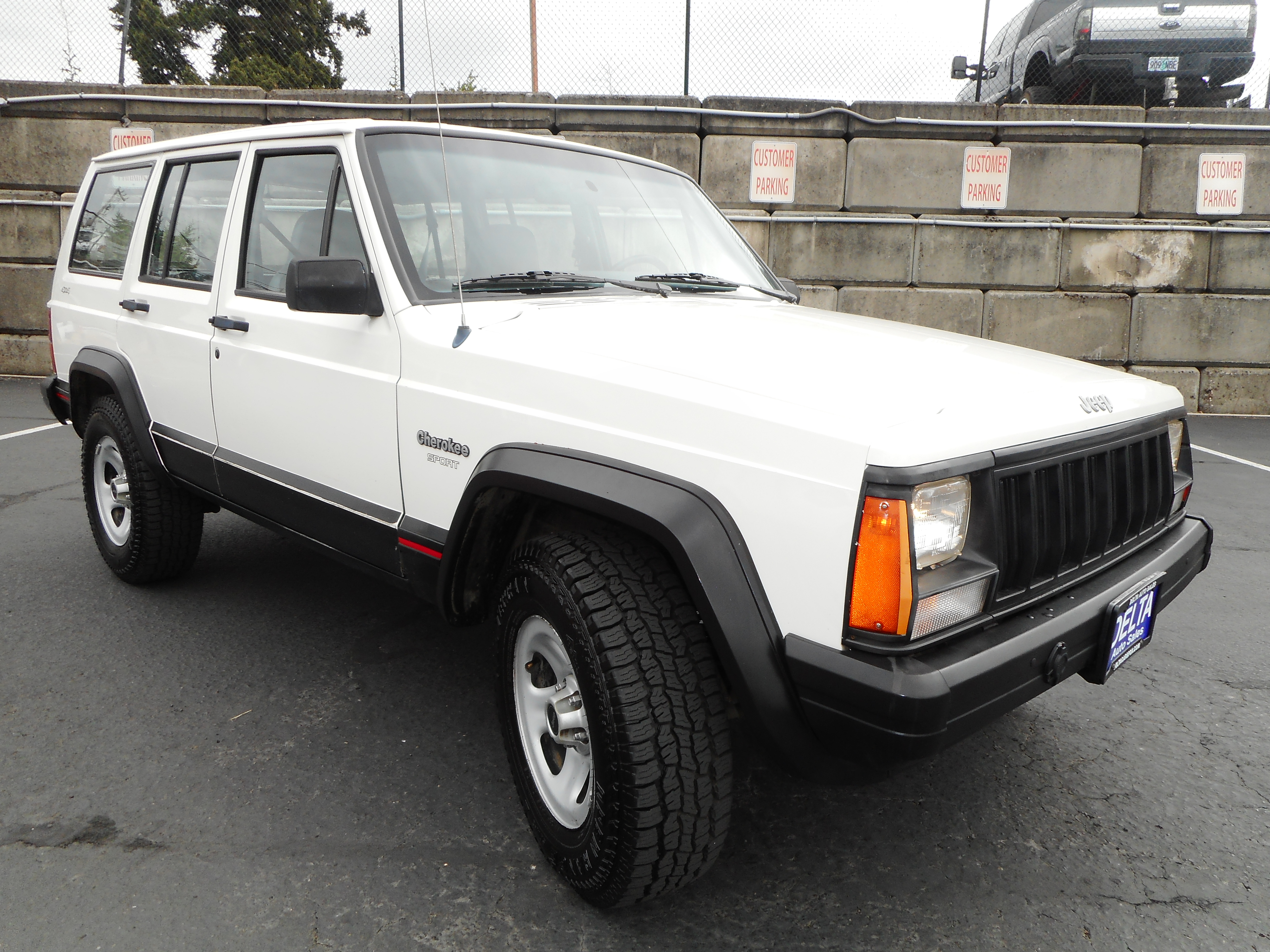 White 1996 Jeep Cherokee SUV / Crossover Four-Wheel Drive Automatic