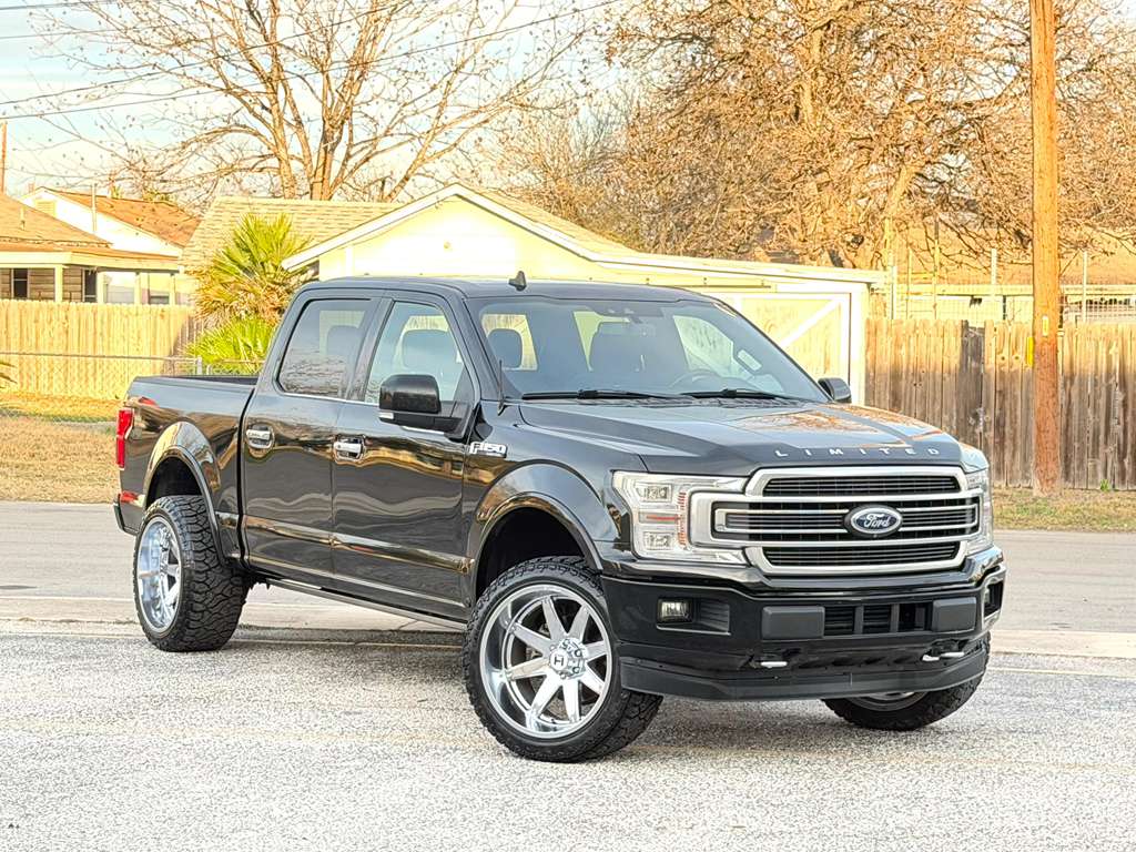 View vehicle photo 3