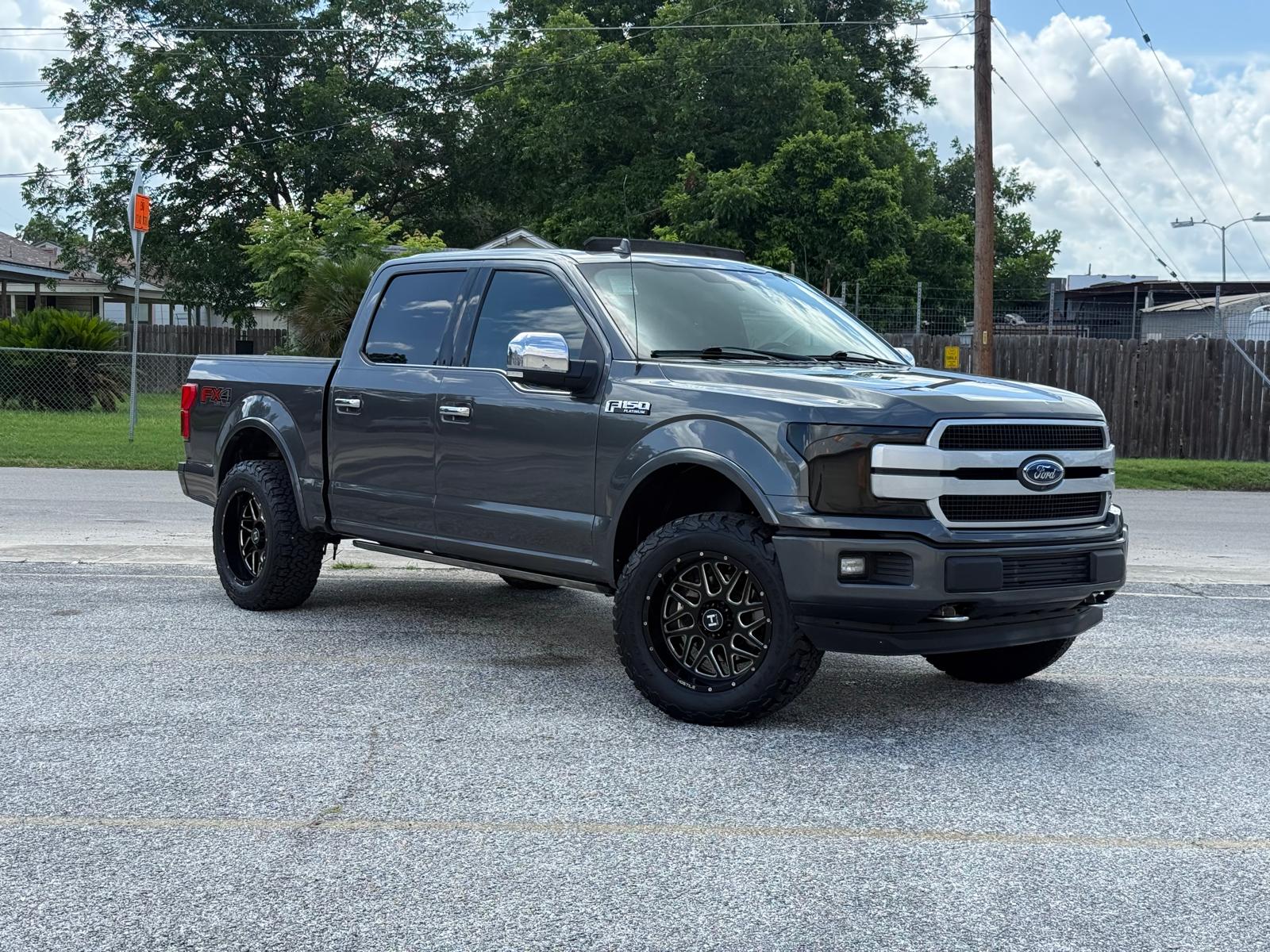2019 Ford F-150 Platinum SuperCrew 4WD