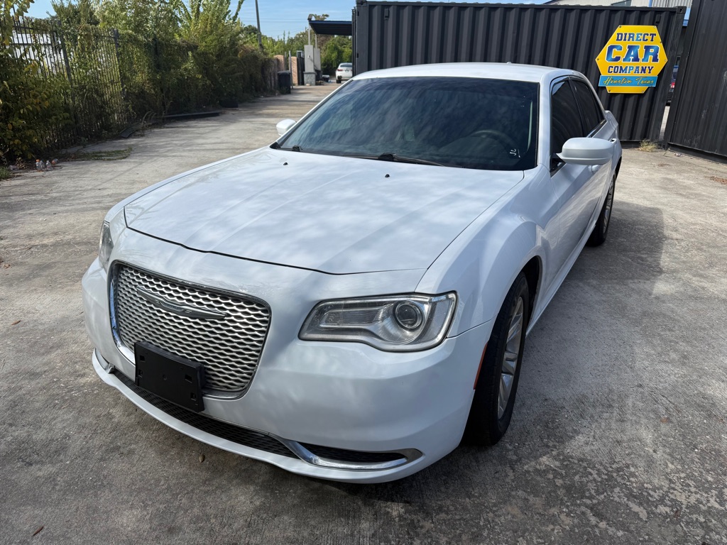 White 2016 Chrysler 300 Sedan Rear-Wheel Drive Automatic