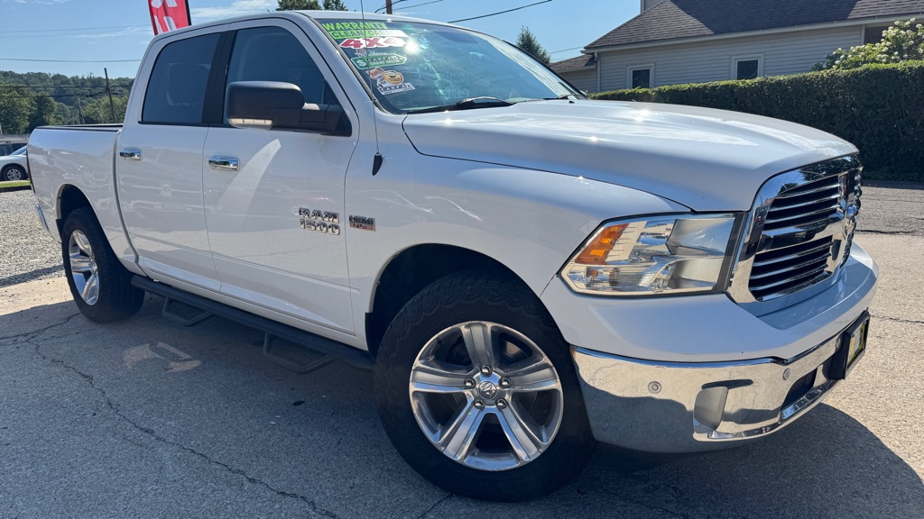 2016 RAM 1500 SLT