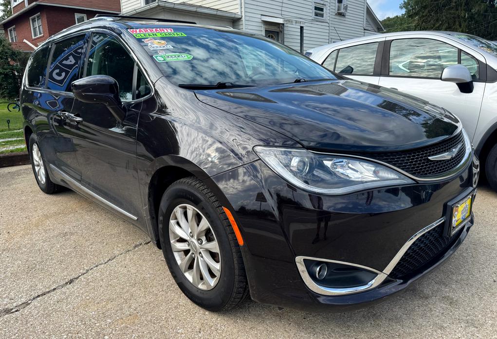 2018 CHRYSLER PACIFICA RU