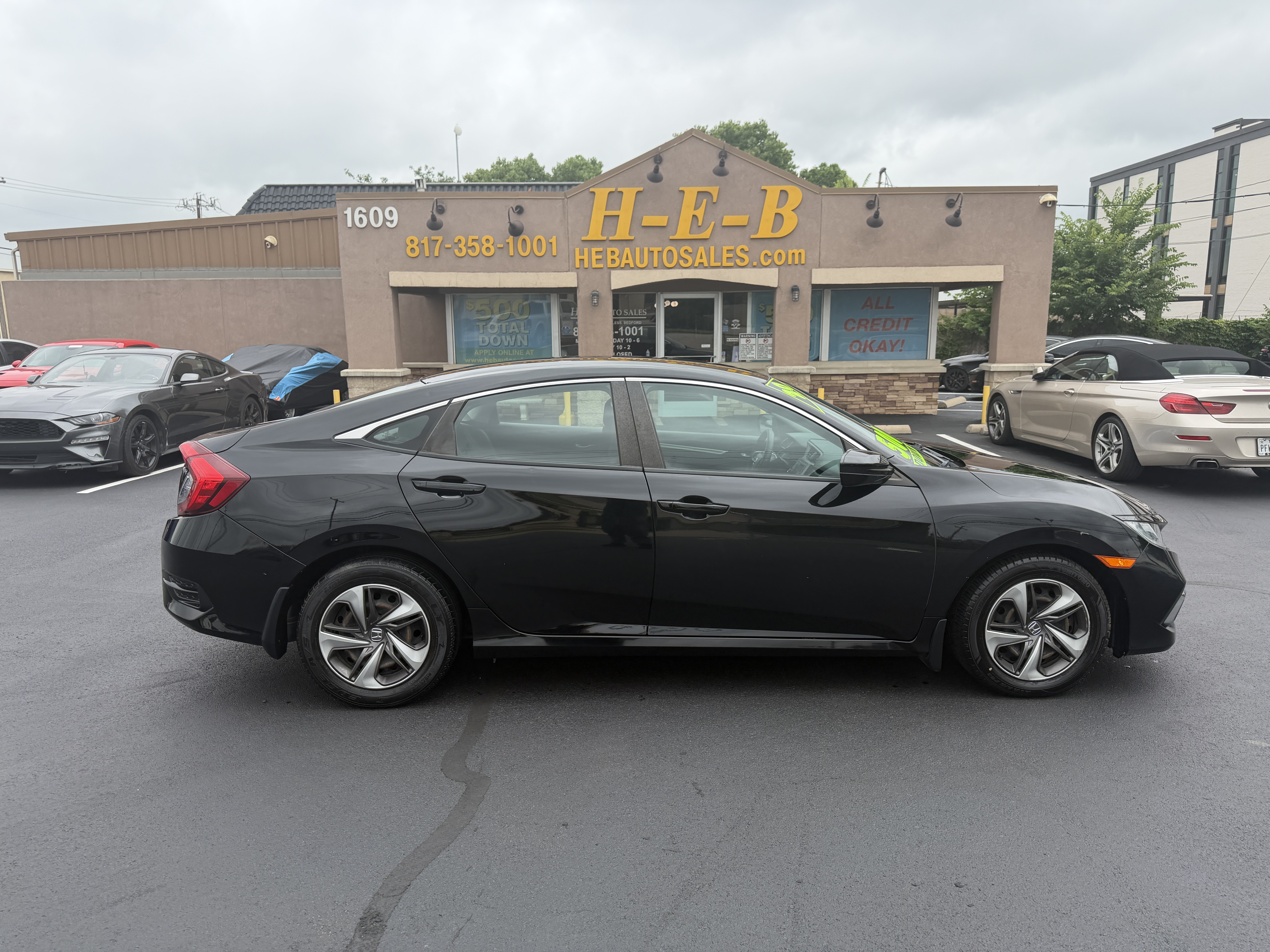 View vehicle photo 2