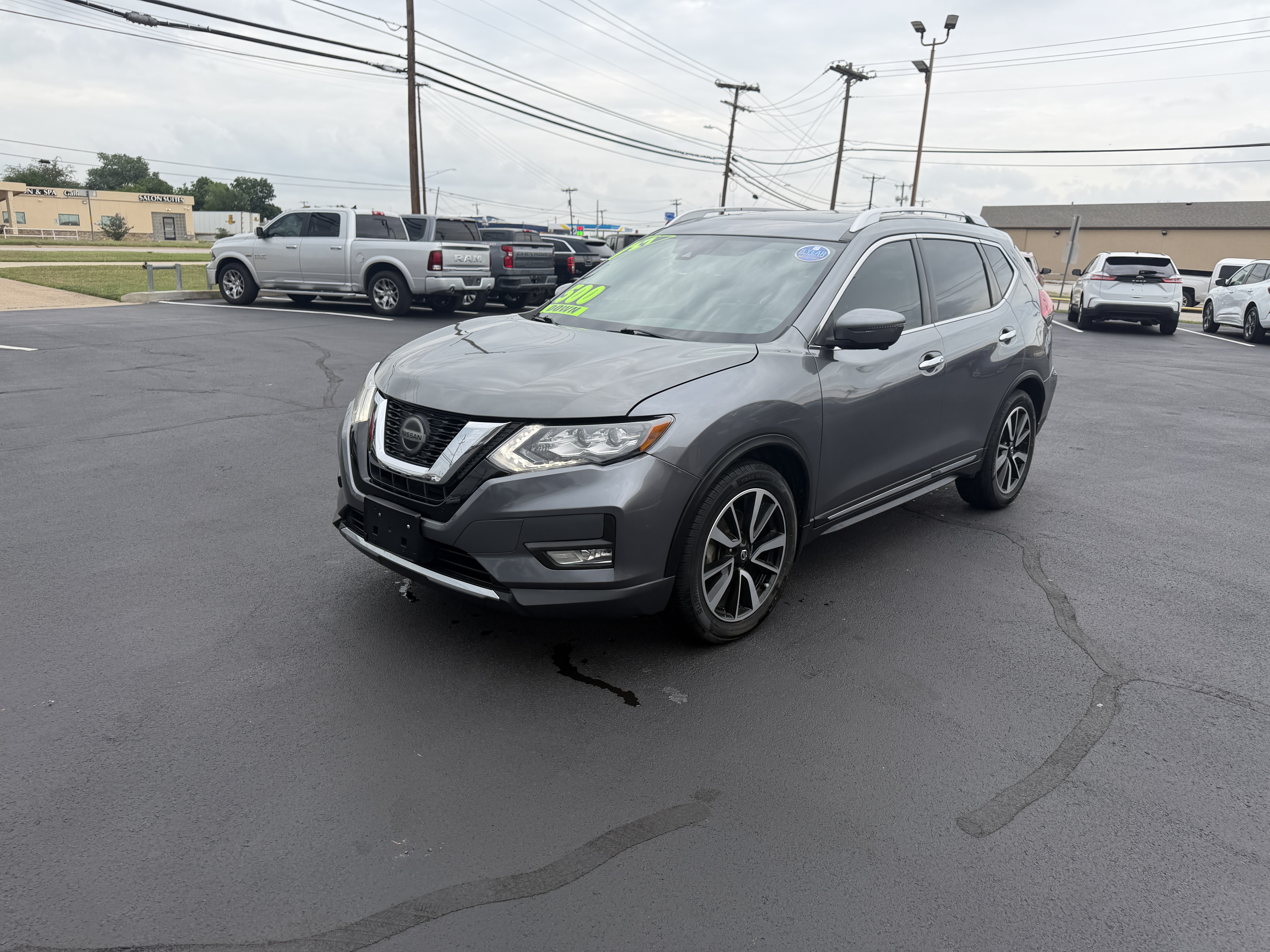View vehicle photo 7