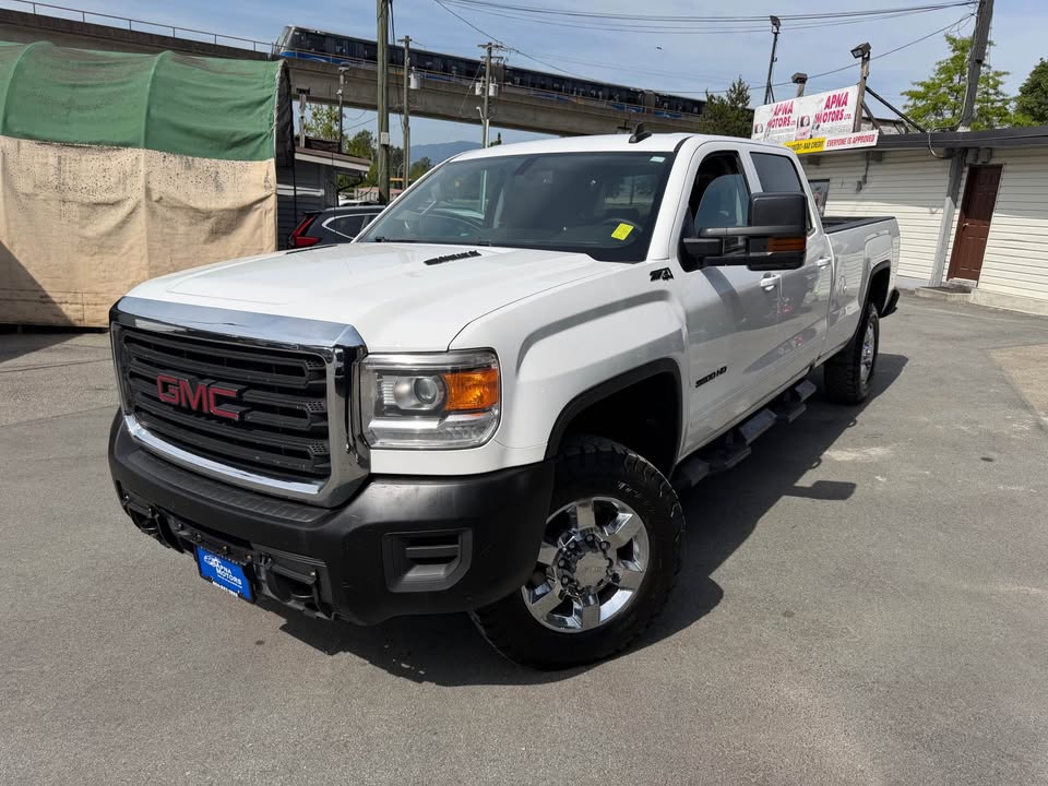 - 2016 GMC Sierra 3500HD Pickup Truck Four-Wheel Drive Automatic
