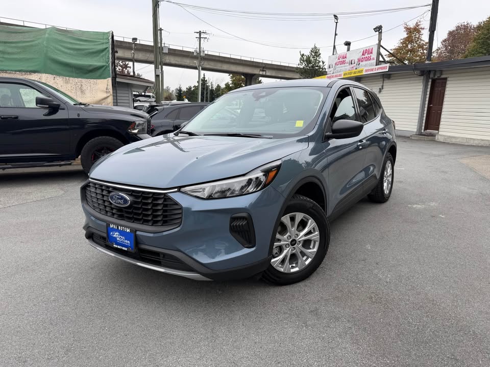 - 2025 Ford Escape SUV / Crossover All-Wheel Drive