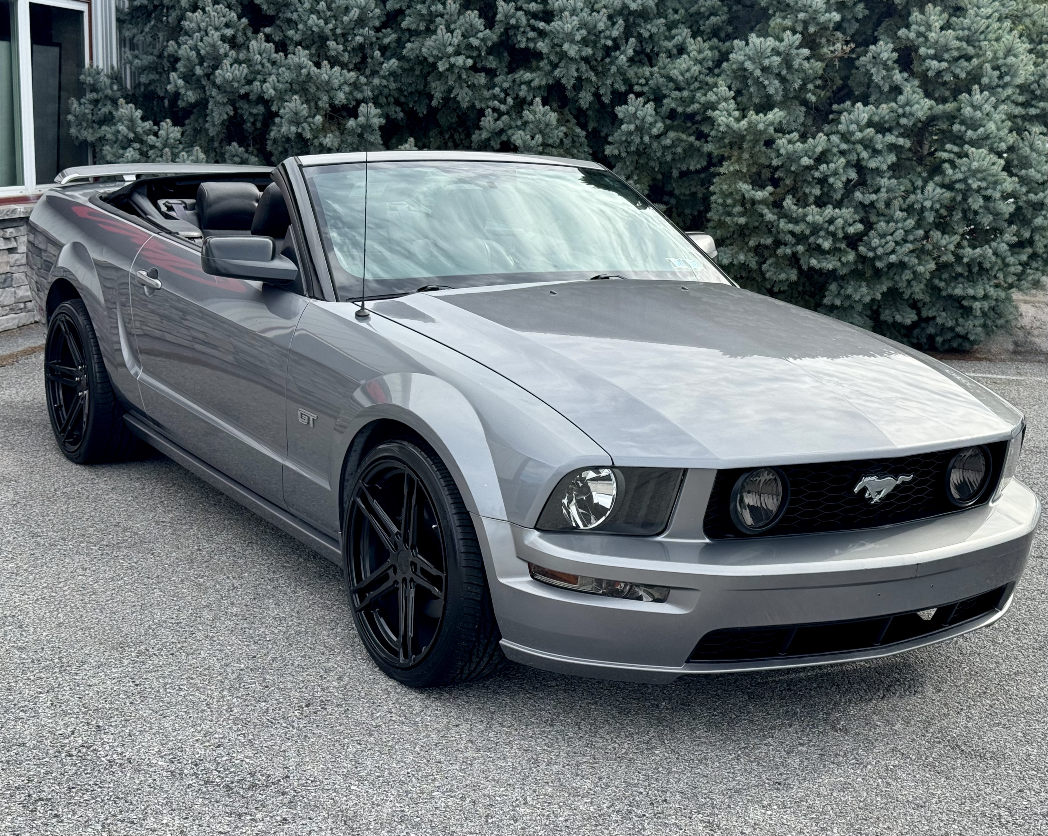 Gray 2006 Ford Mustang Convertible Rear-Wheel Drive Automatic